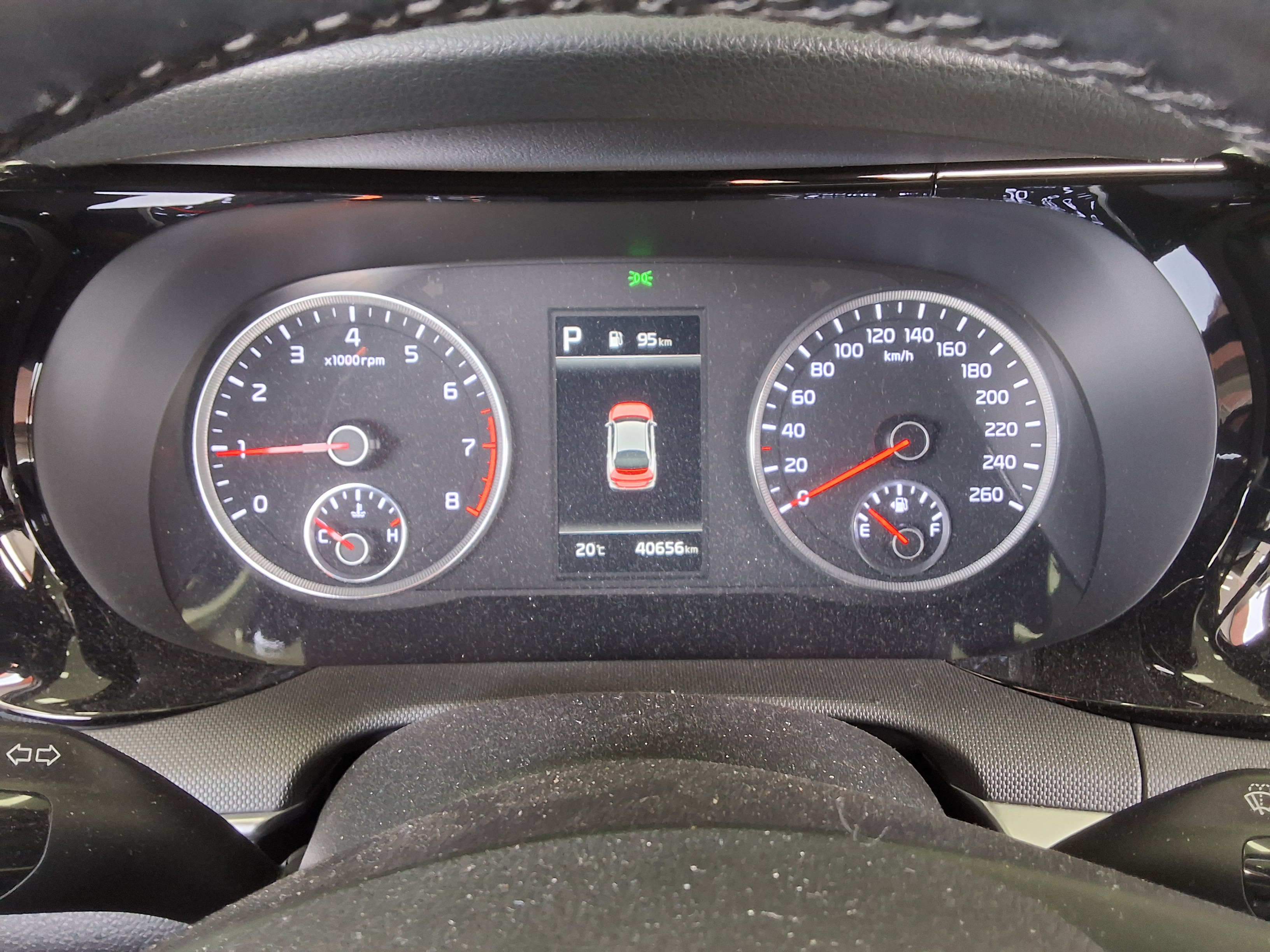 Kia K5 2023 - Image 8