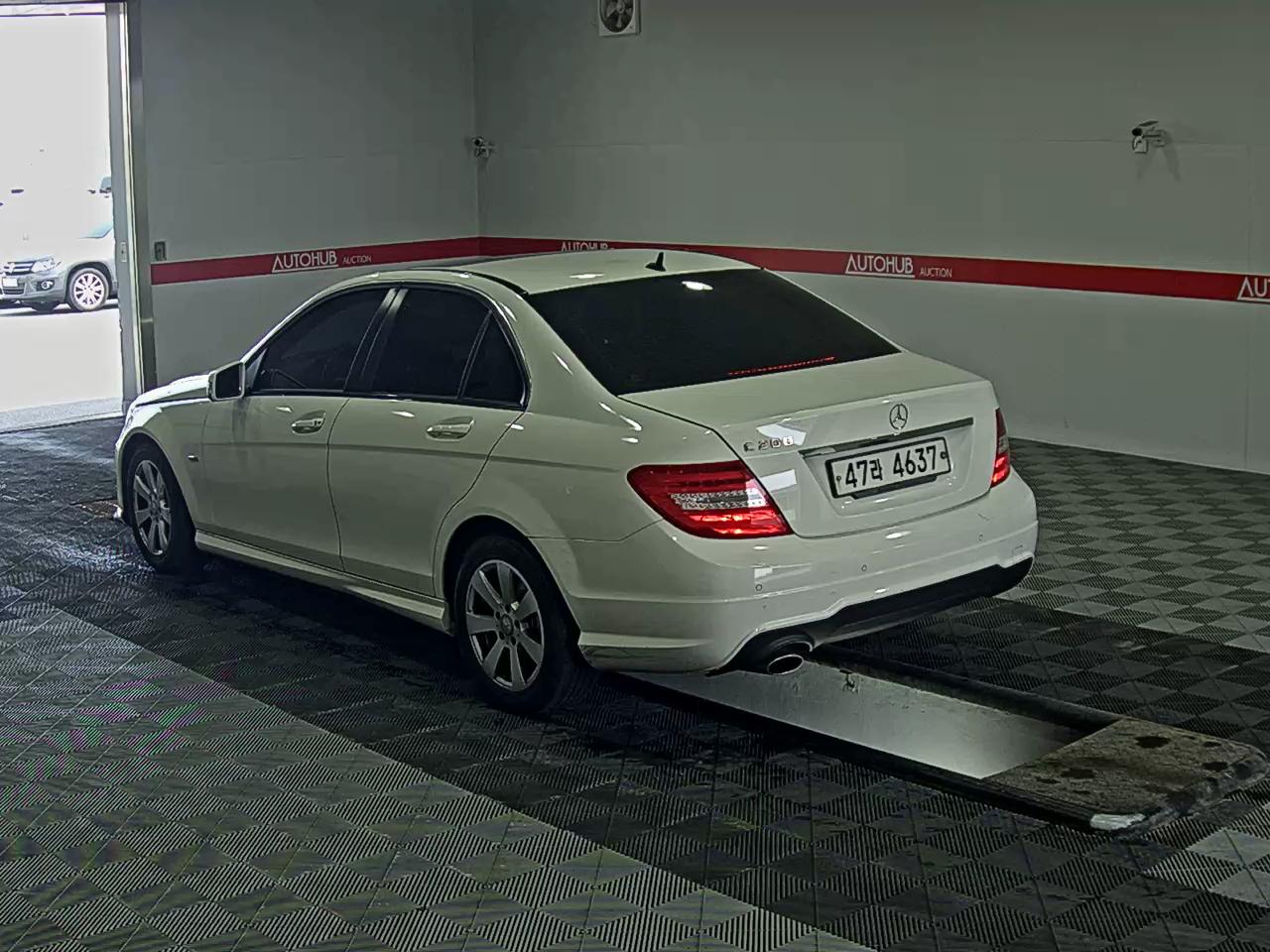 Mercedes-Benz C-Class - 5