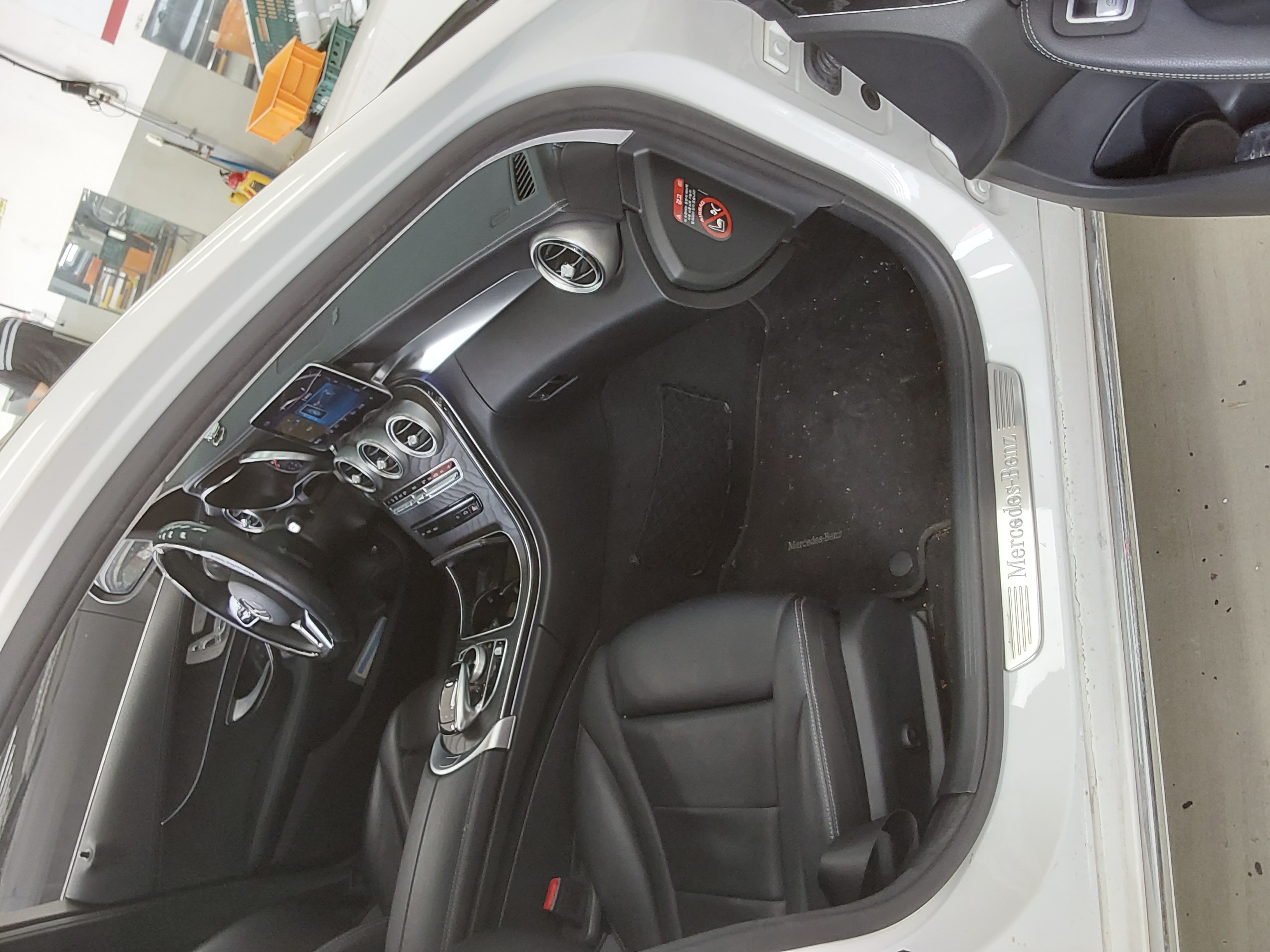 Mercedes-Benz C-Class - 13