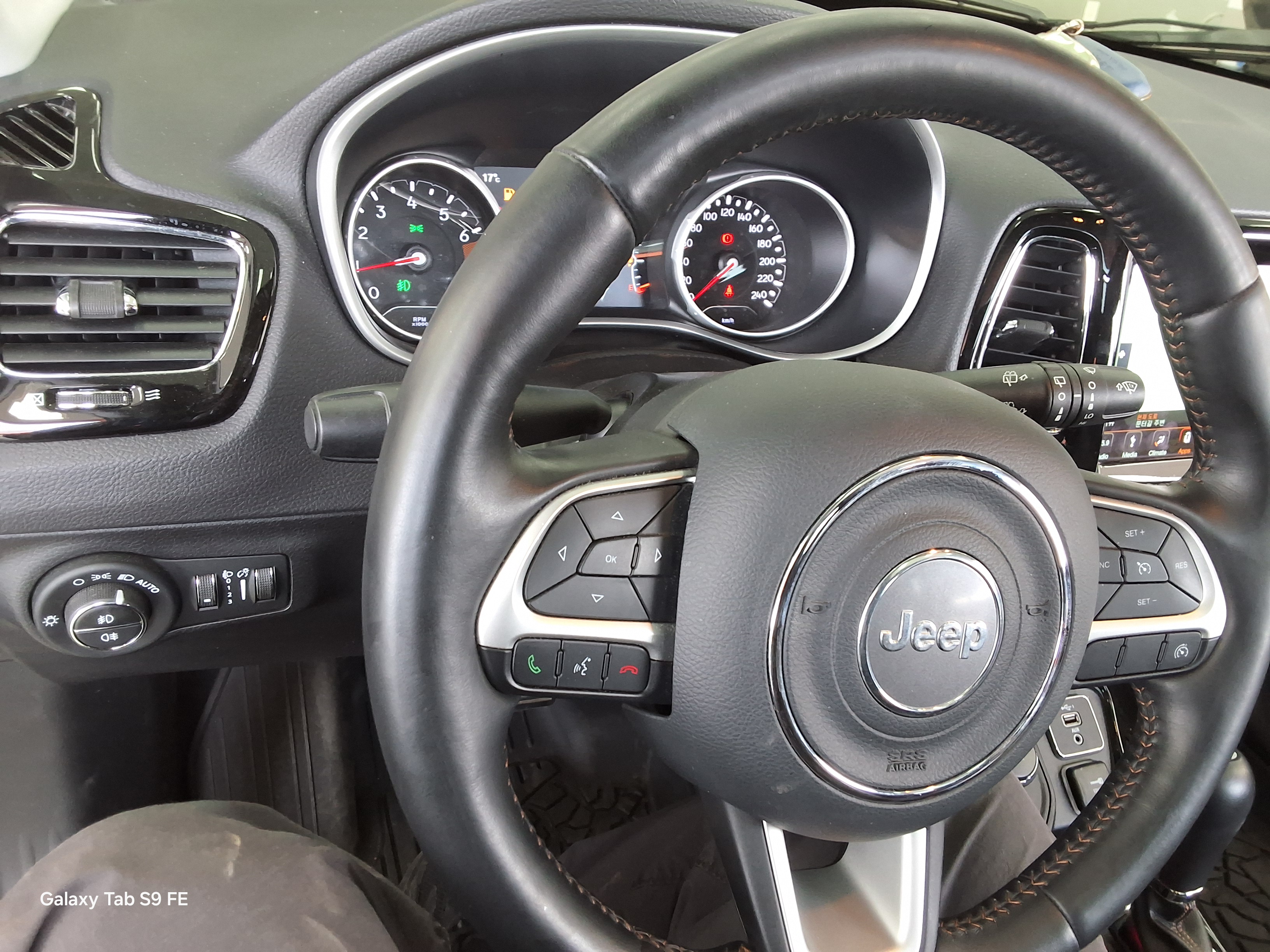 JEEP 컴패스 - 16