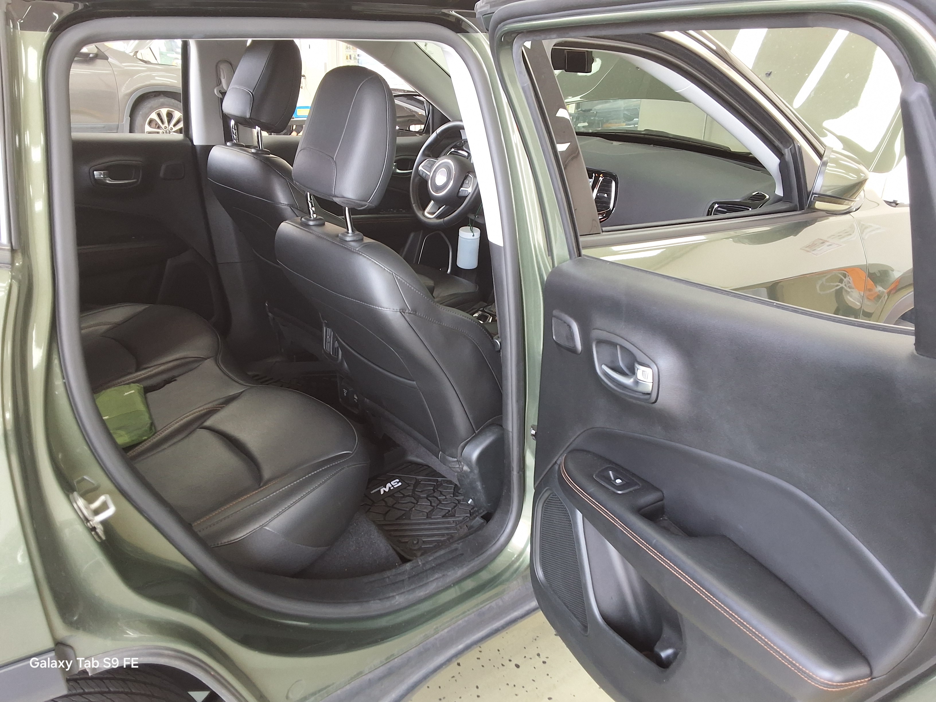 JEEP 컴패스 - 12