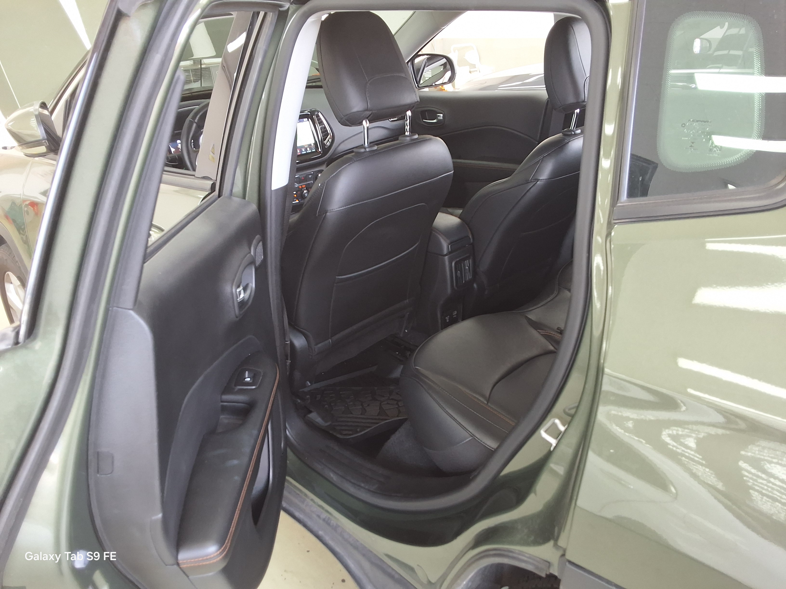 JEEP 컴패스 - 11