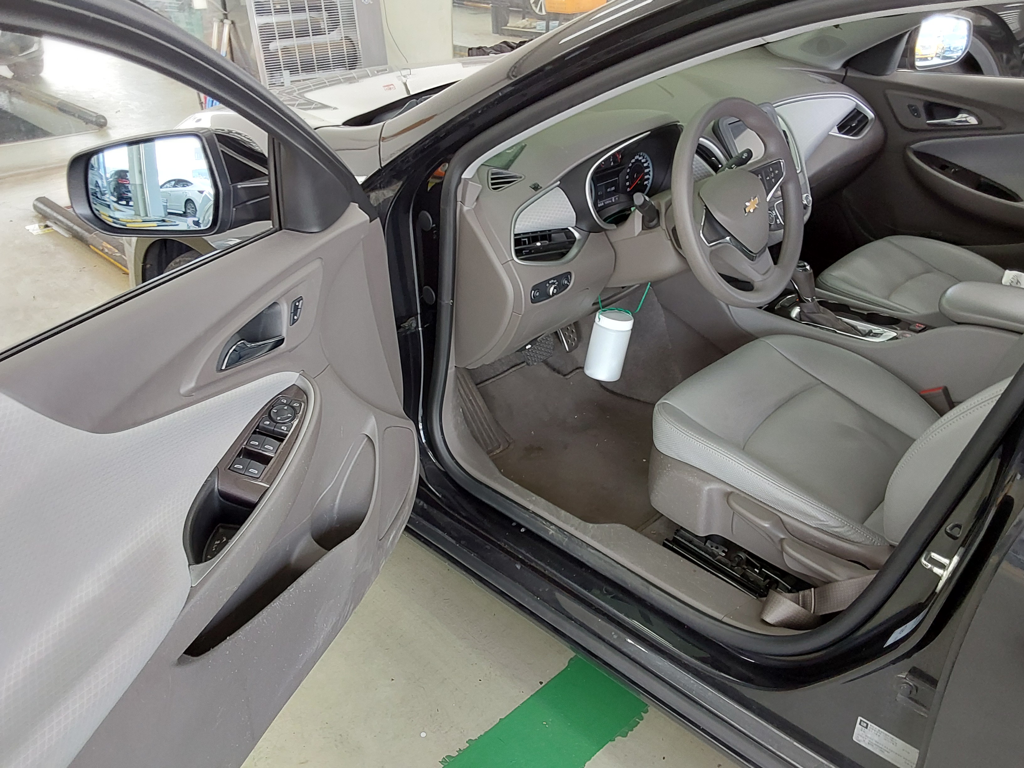 LEXUS LS - 9