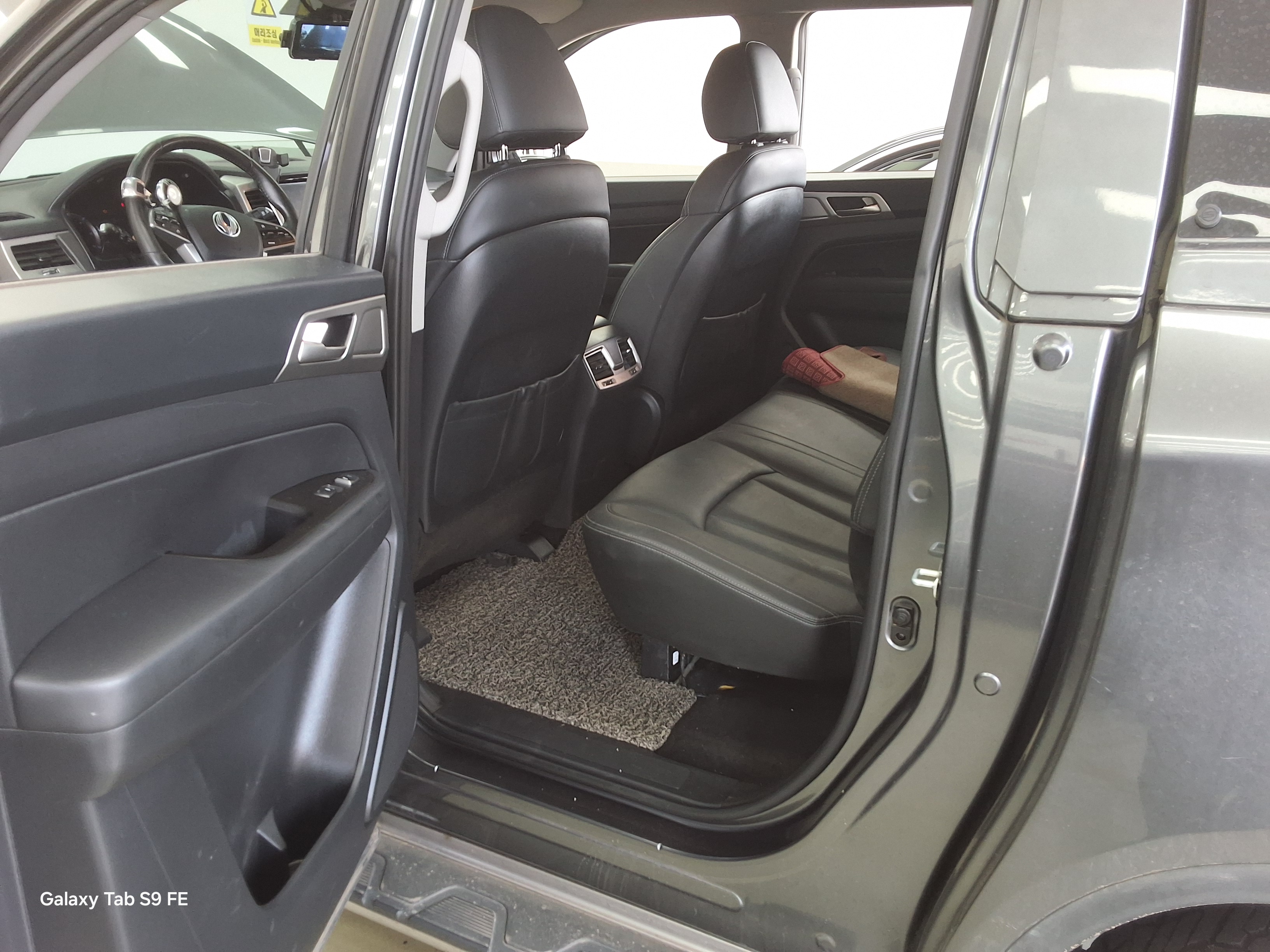 KG Mobility Rexton Sports 2019 - Image 11