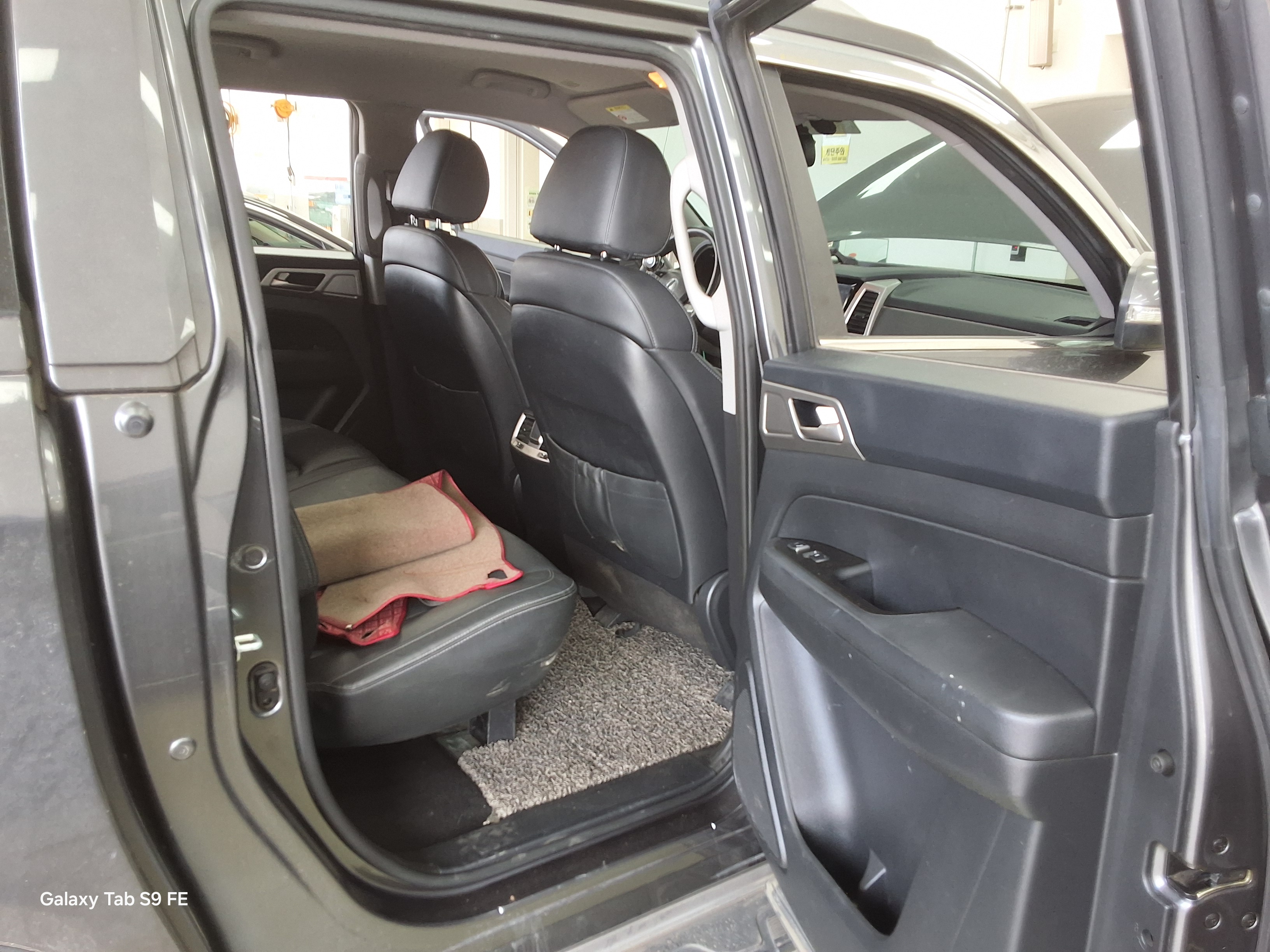 KG Mobility Rexton Sports 2019 - Image 12