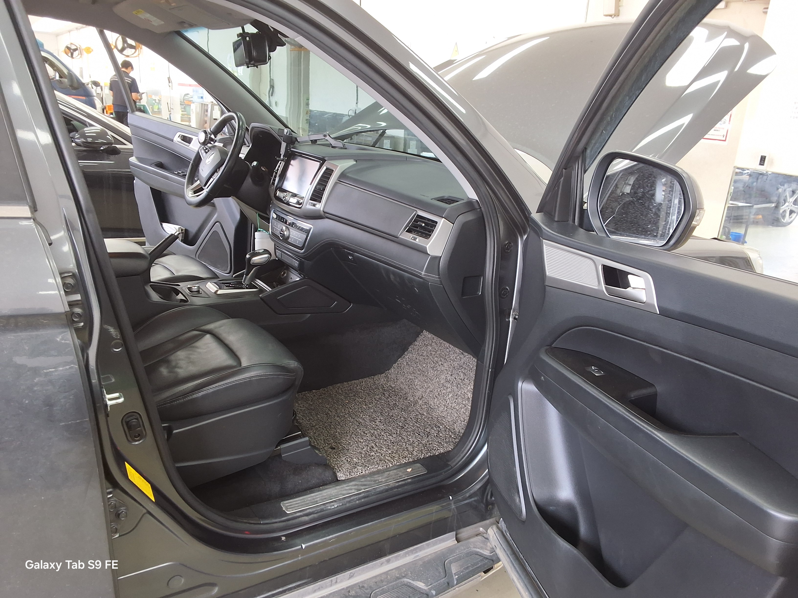 KG Mobility Rexton Sports 2019 - Image 13
