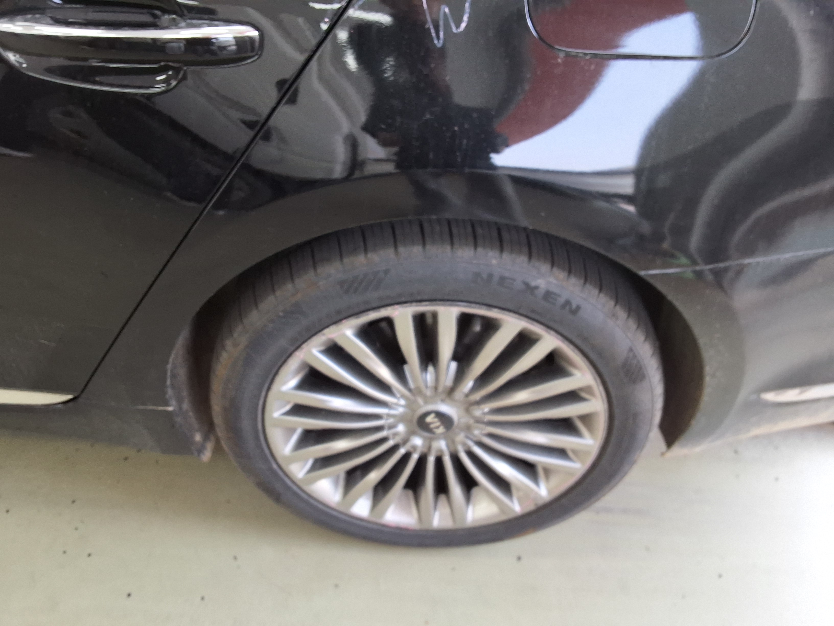 Kia QUORIS 2021 - Image 18