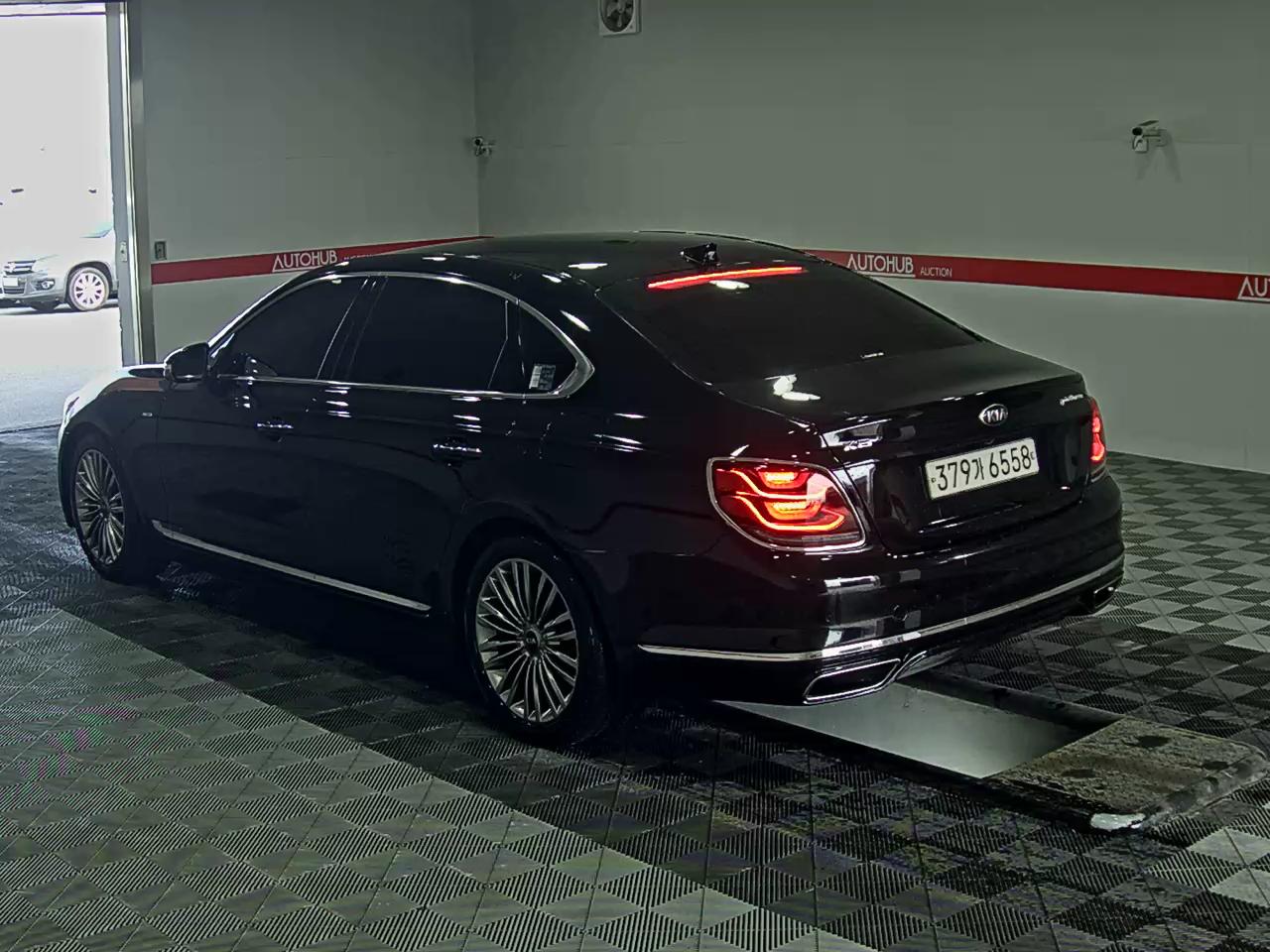 Kia QUORIS 2021 - Image 5