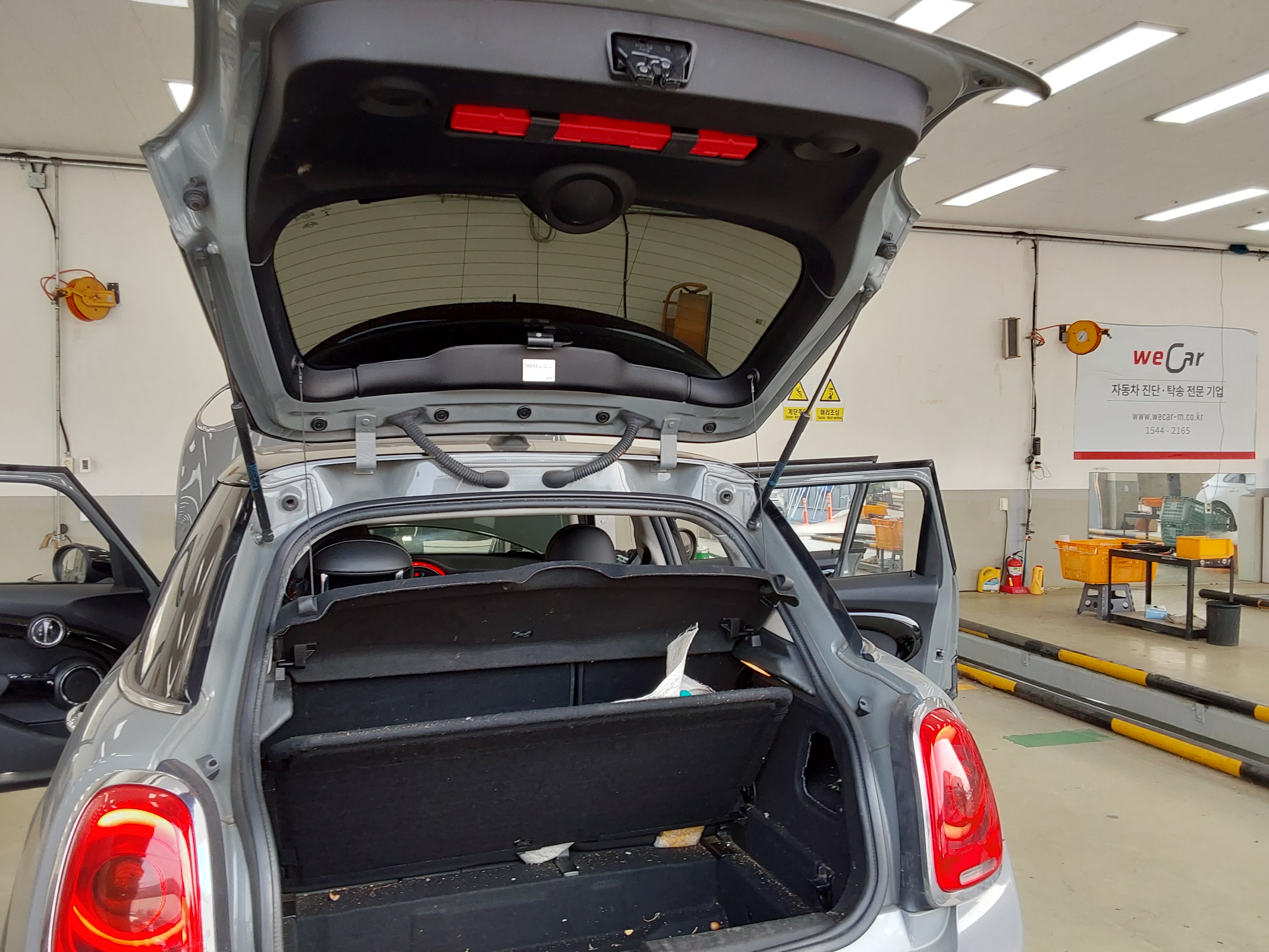 BMW MINI 2018 - Image 14