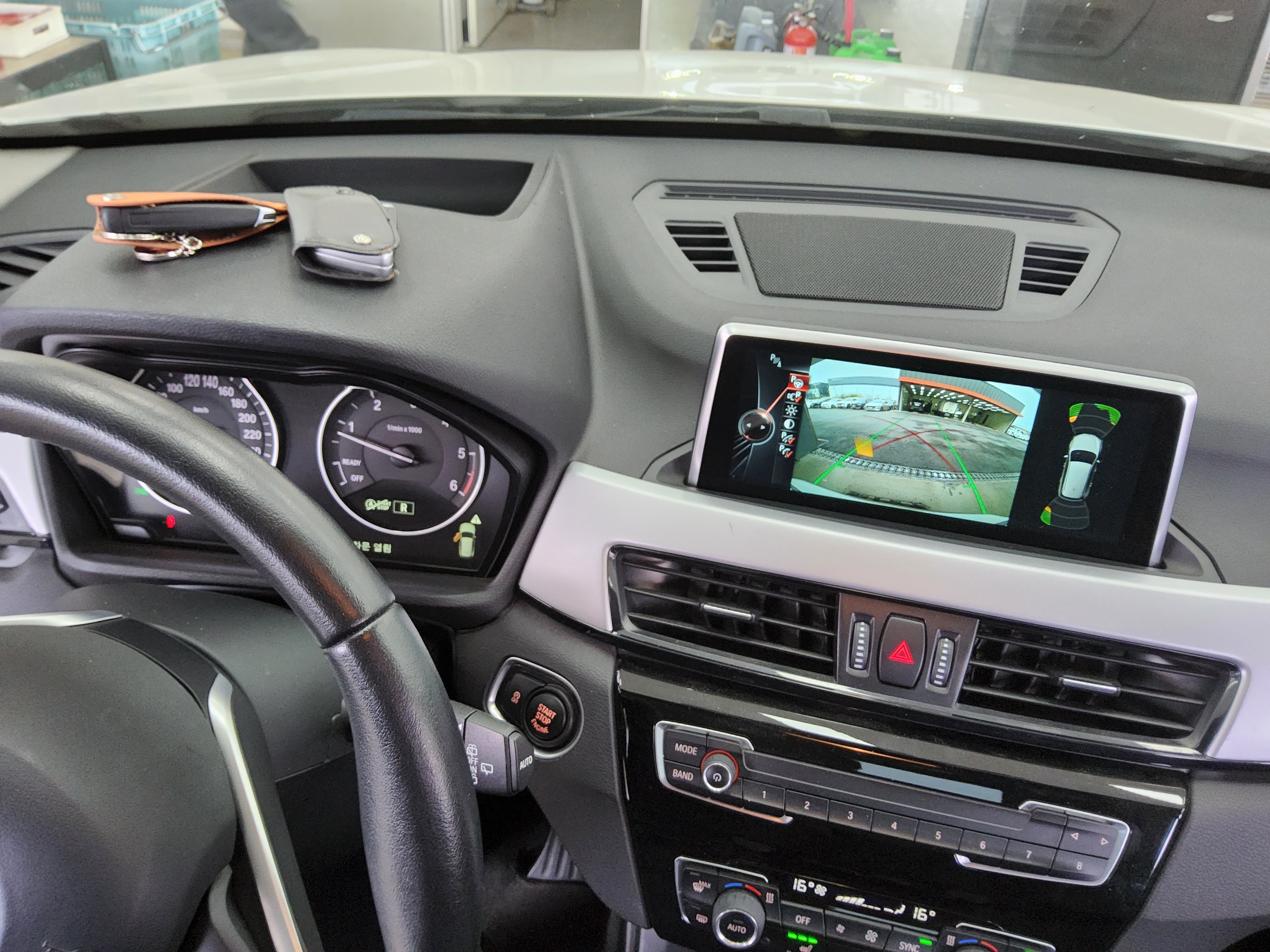 BMW X1 - 16