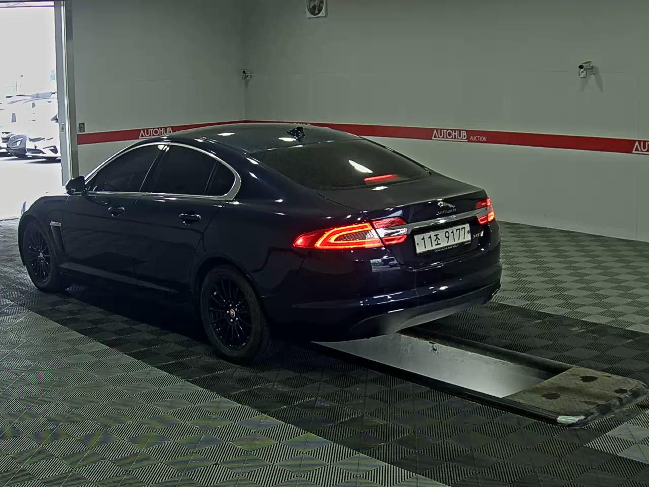 Jaguar Jaguar 2015 - Image 5