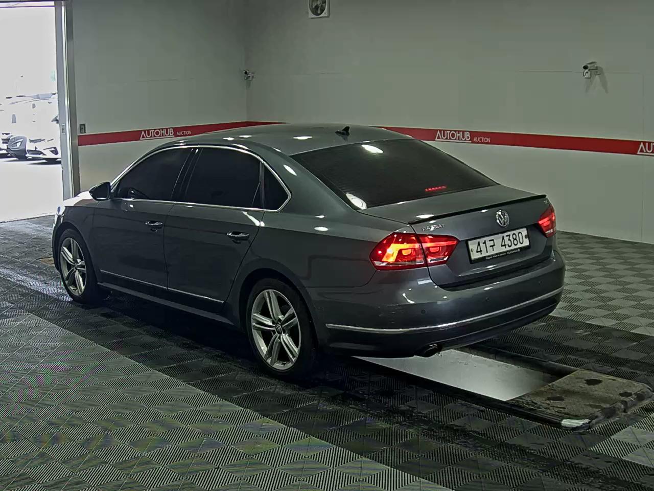 Volkswagen Other - 5