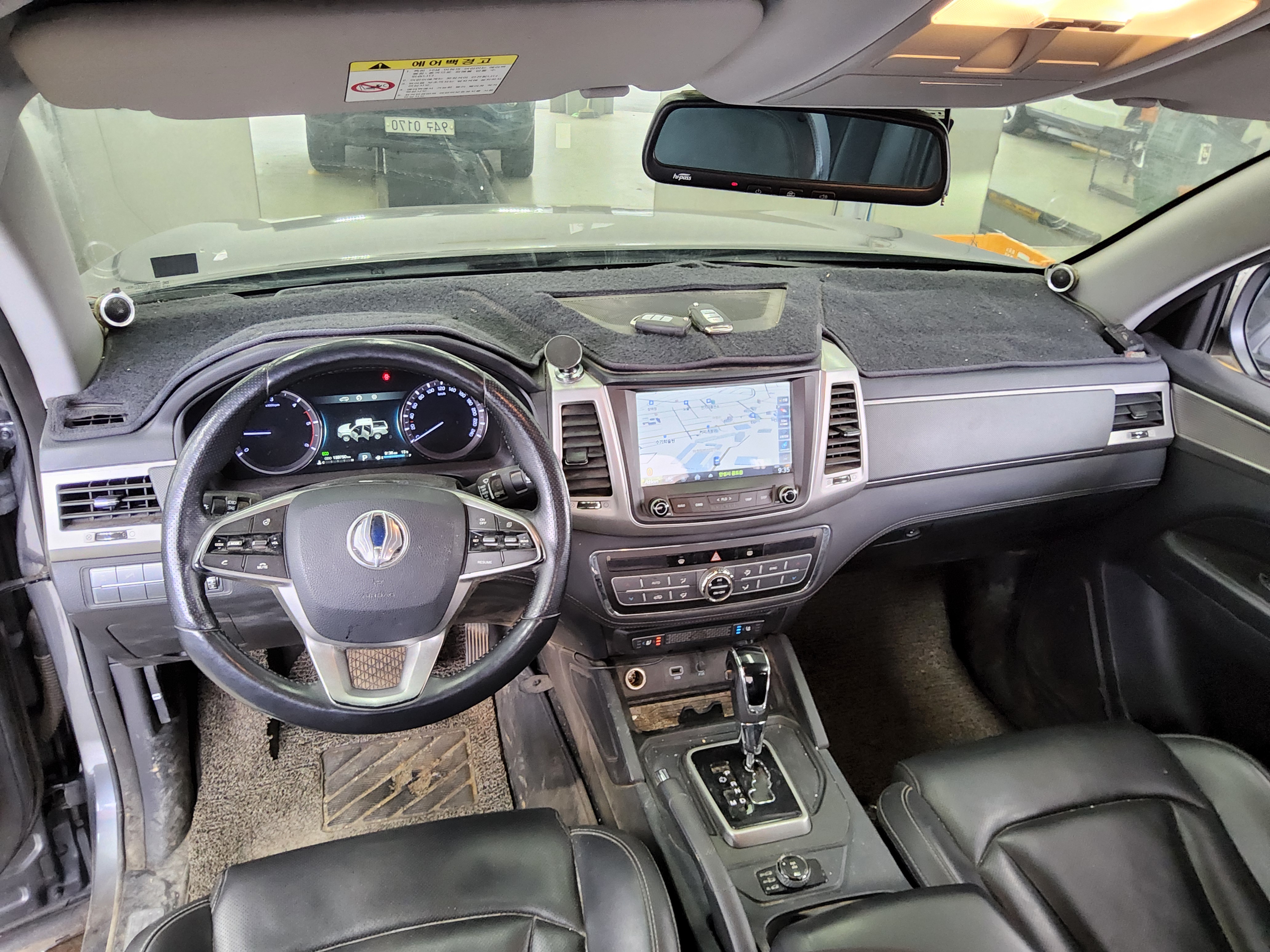 KG Mobility Rexton Sports - 10