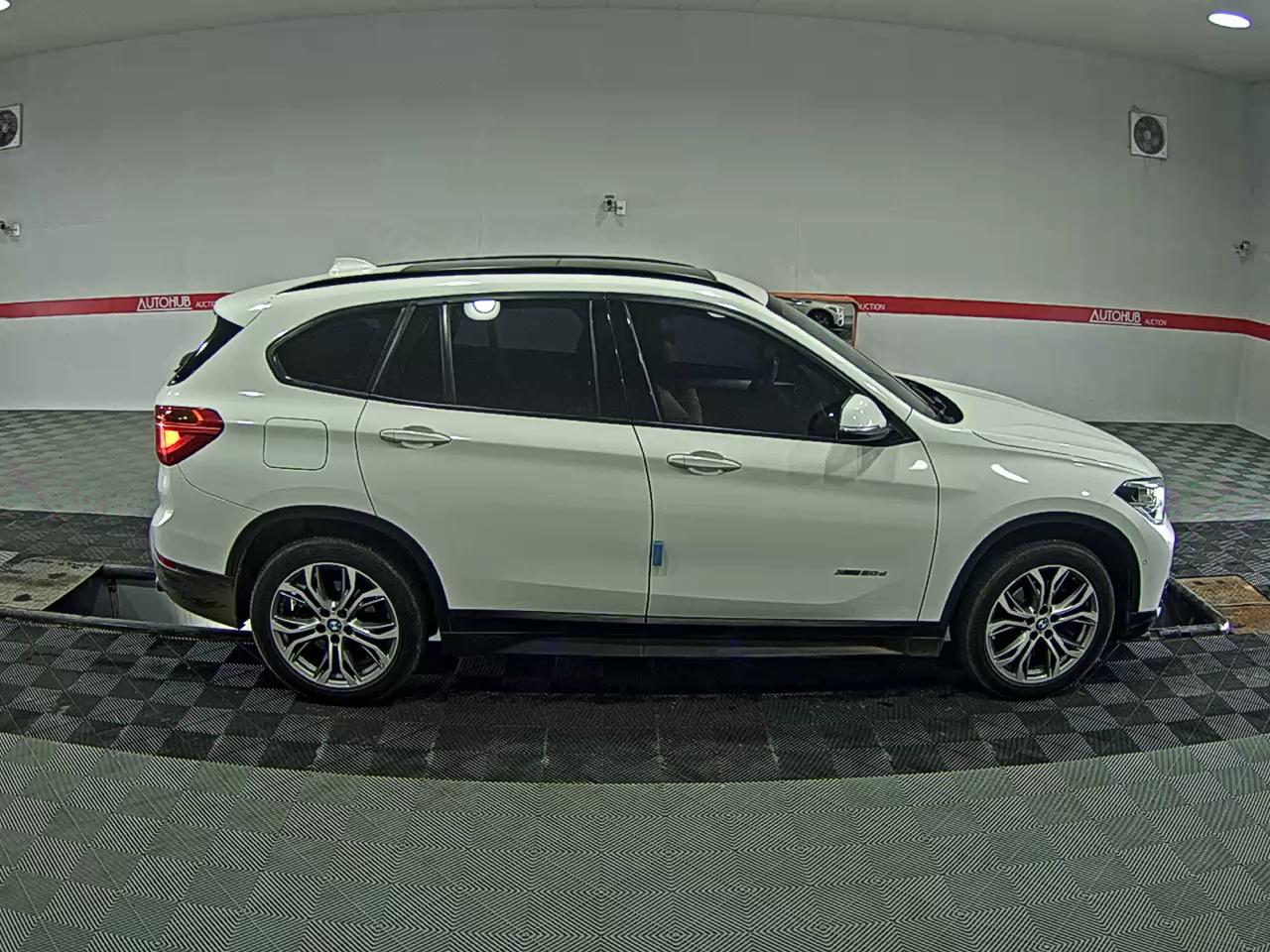 BMW X1 - 3