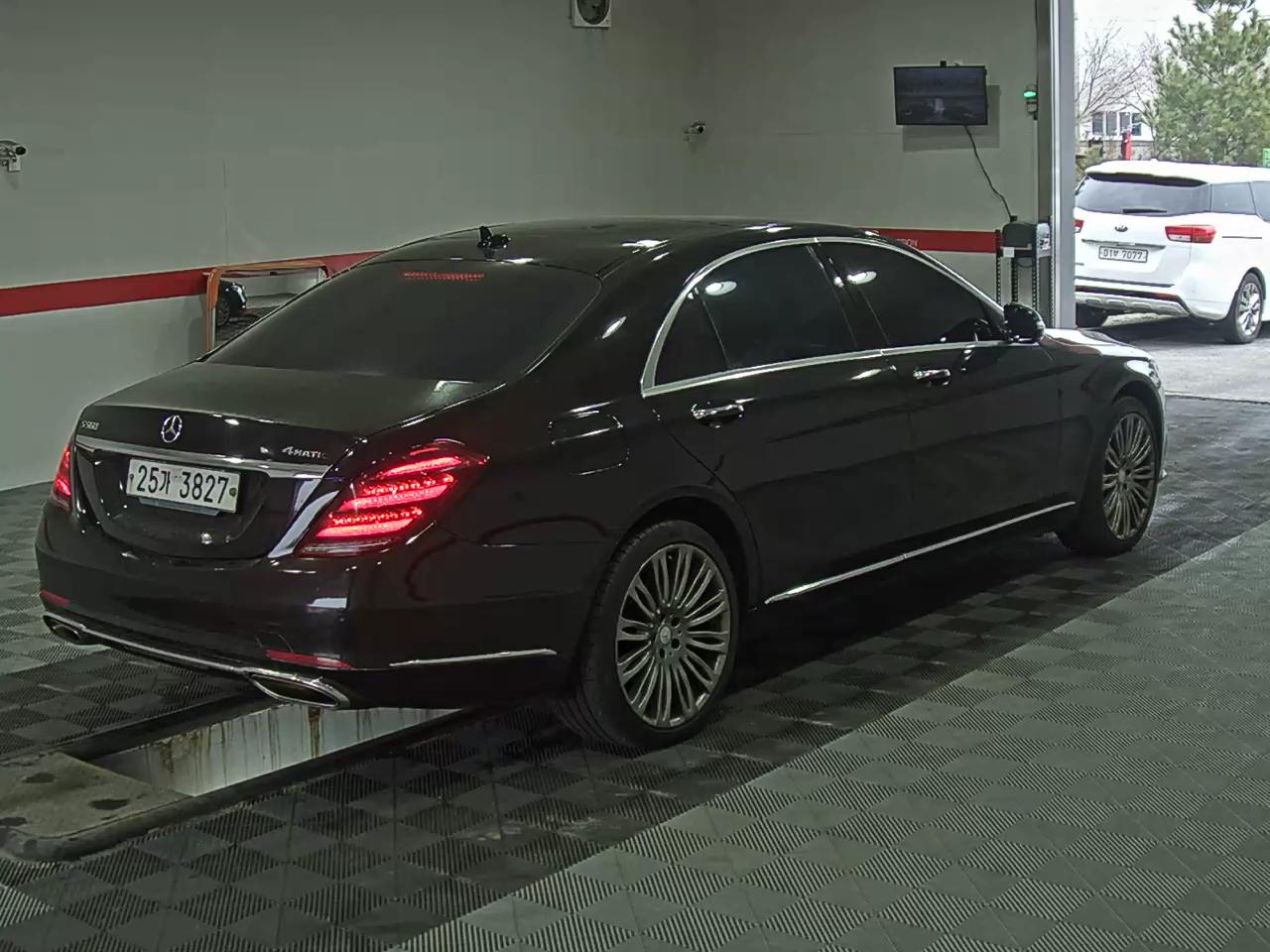 Mercedes-Benz S-Class 2018 - Image 4