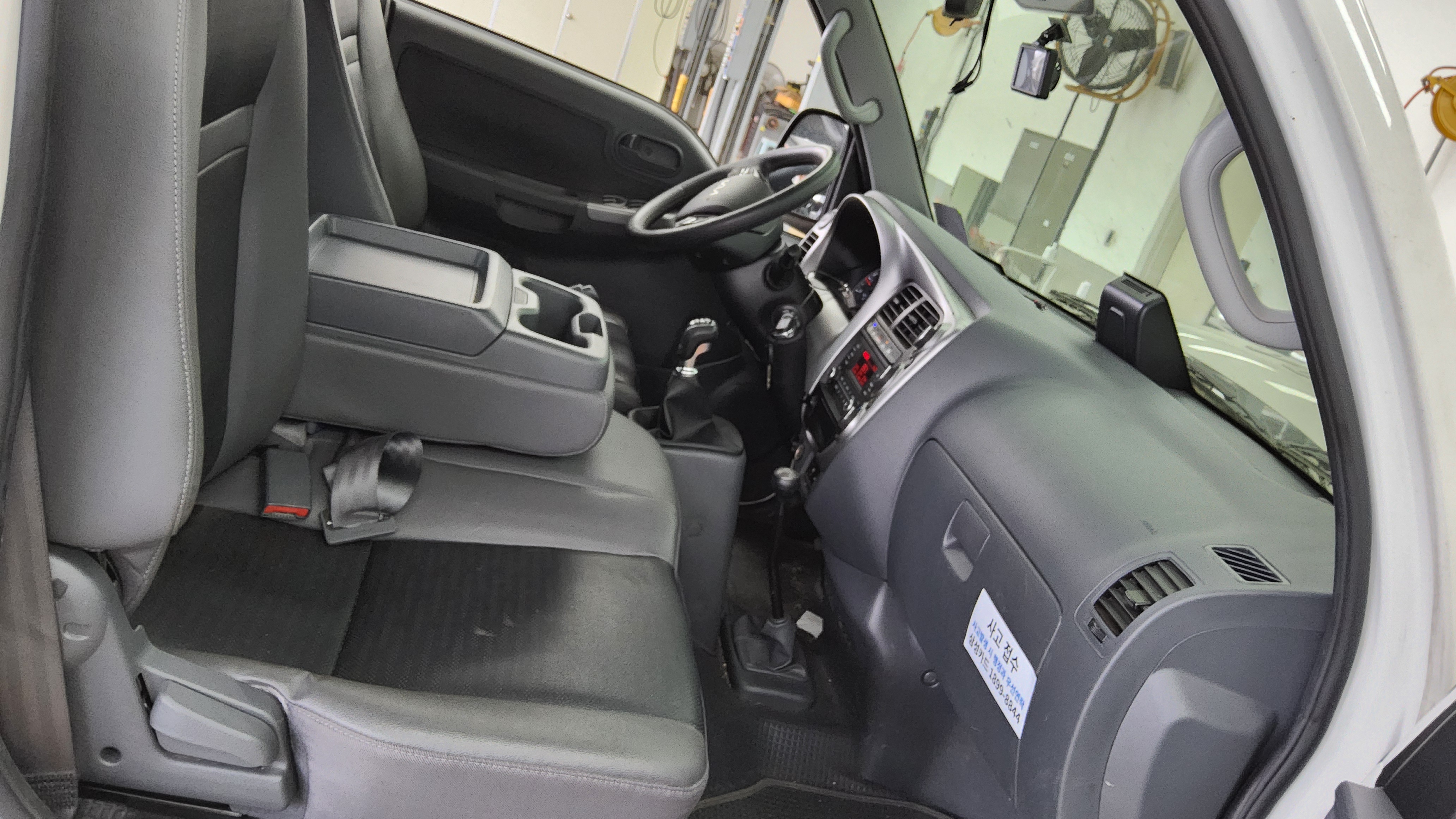 Chrysler Cargo 2024 - Image 13