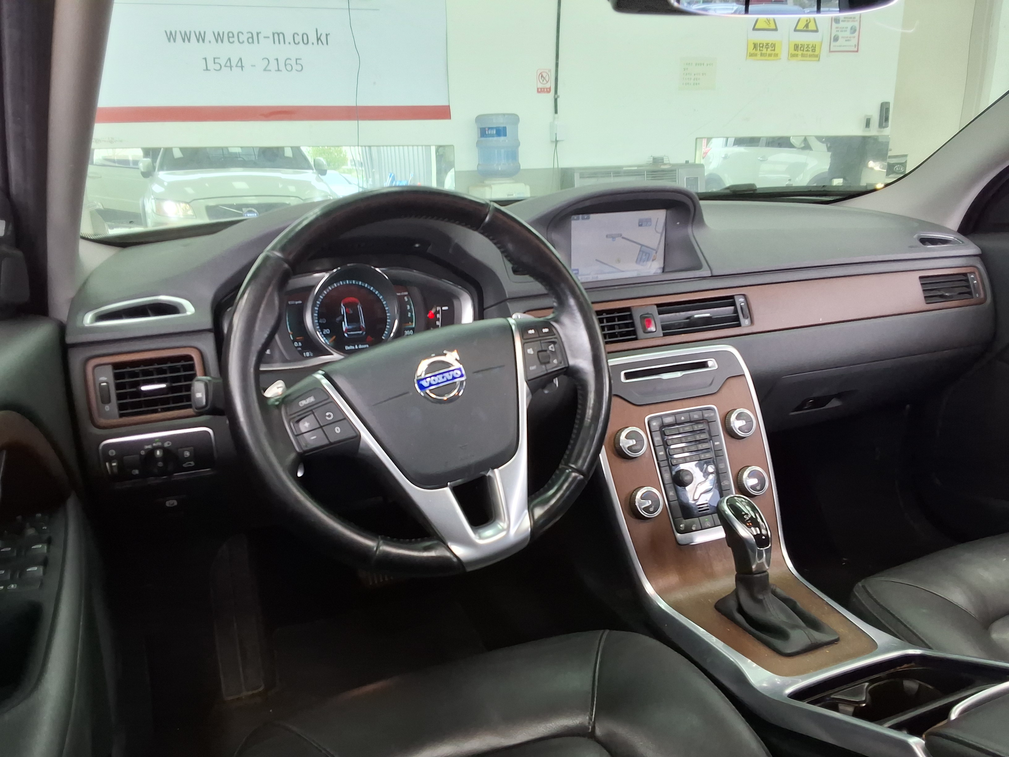 VOLVO 볼보 - 10