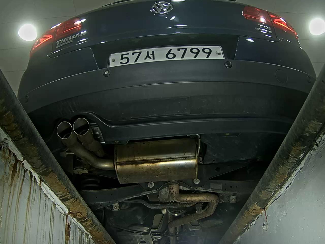Volkswagen Tiguan - 7