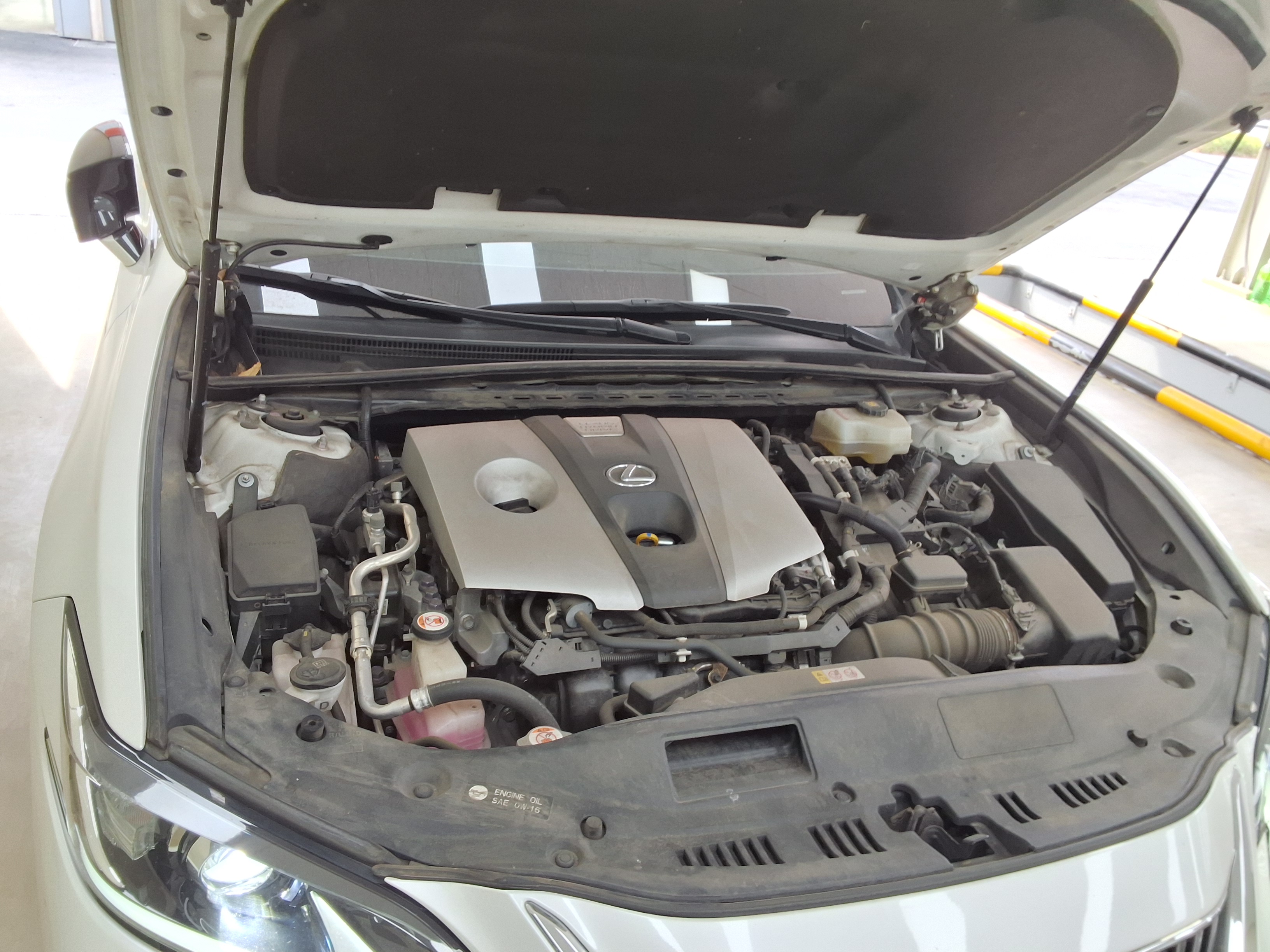 LEXUS ES - 20