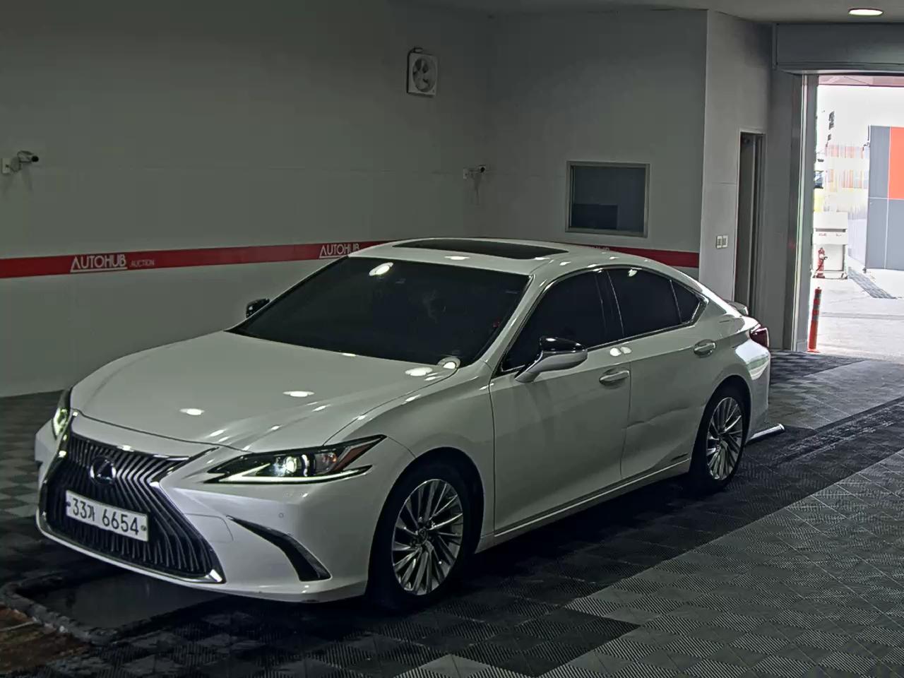 LEXUS ES