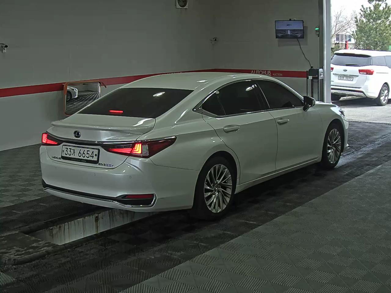 LEXUS ES - 4