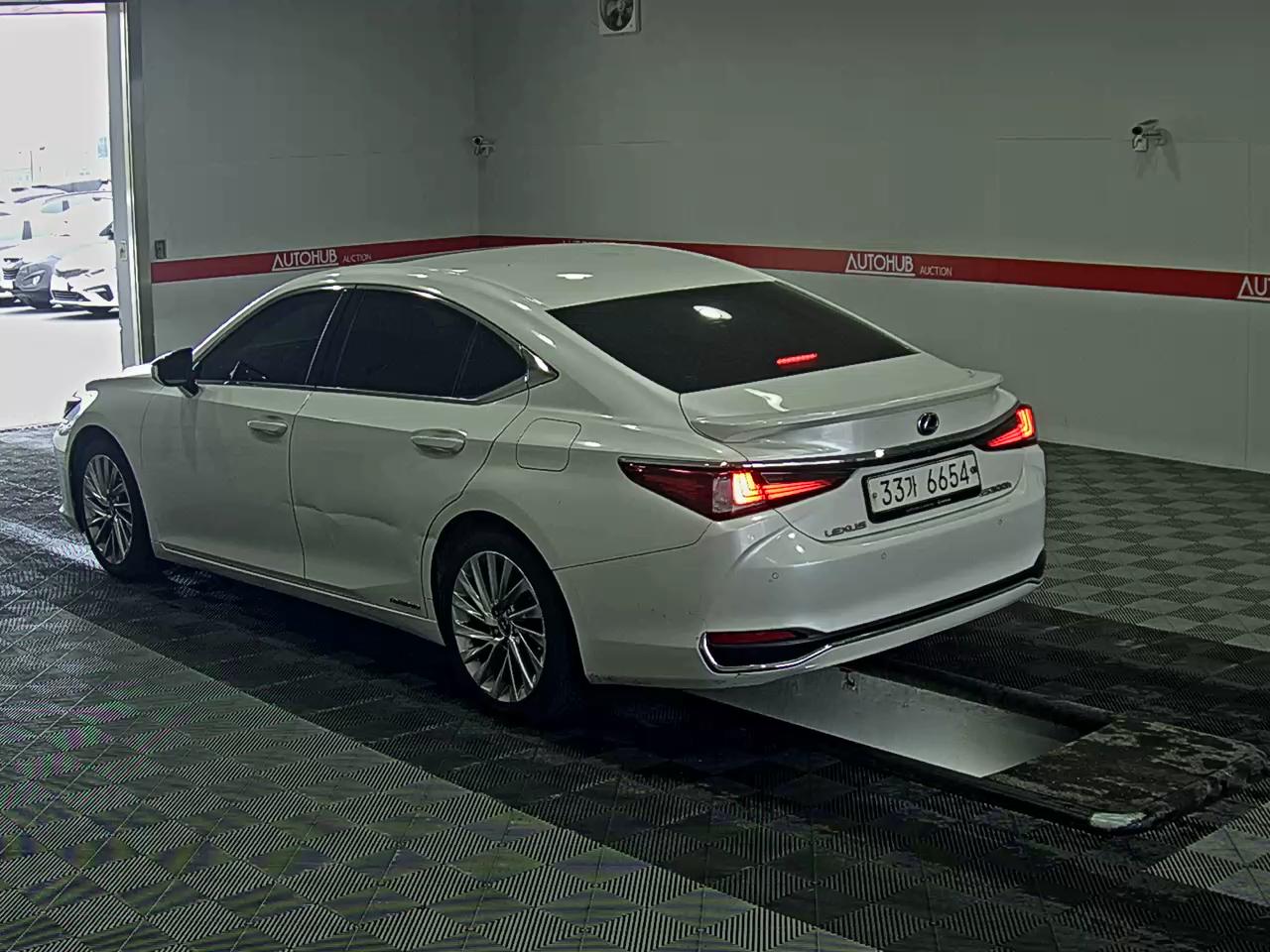 LEXUS ES - 5