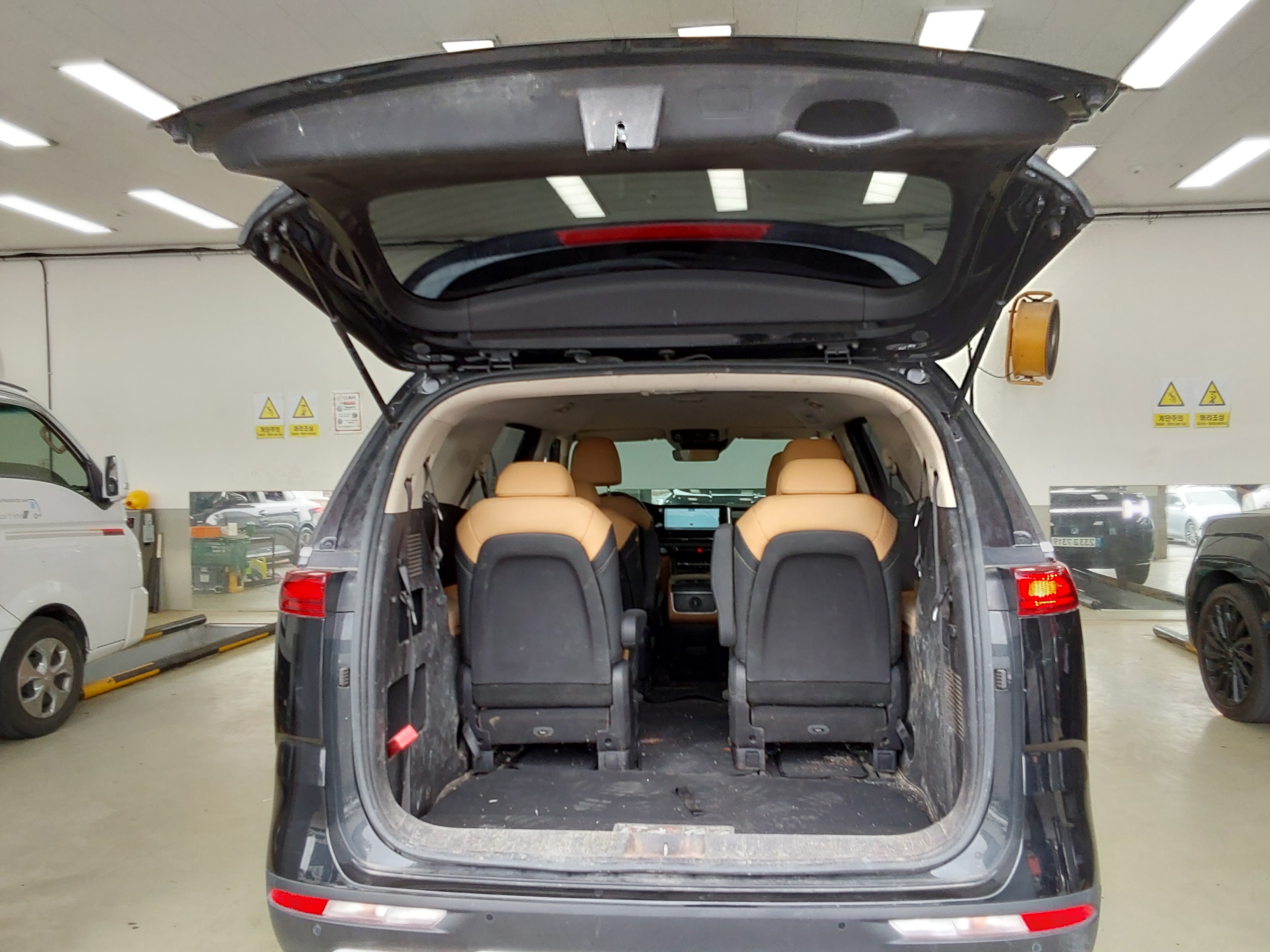 Kia Carnival 2021 - Image 14