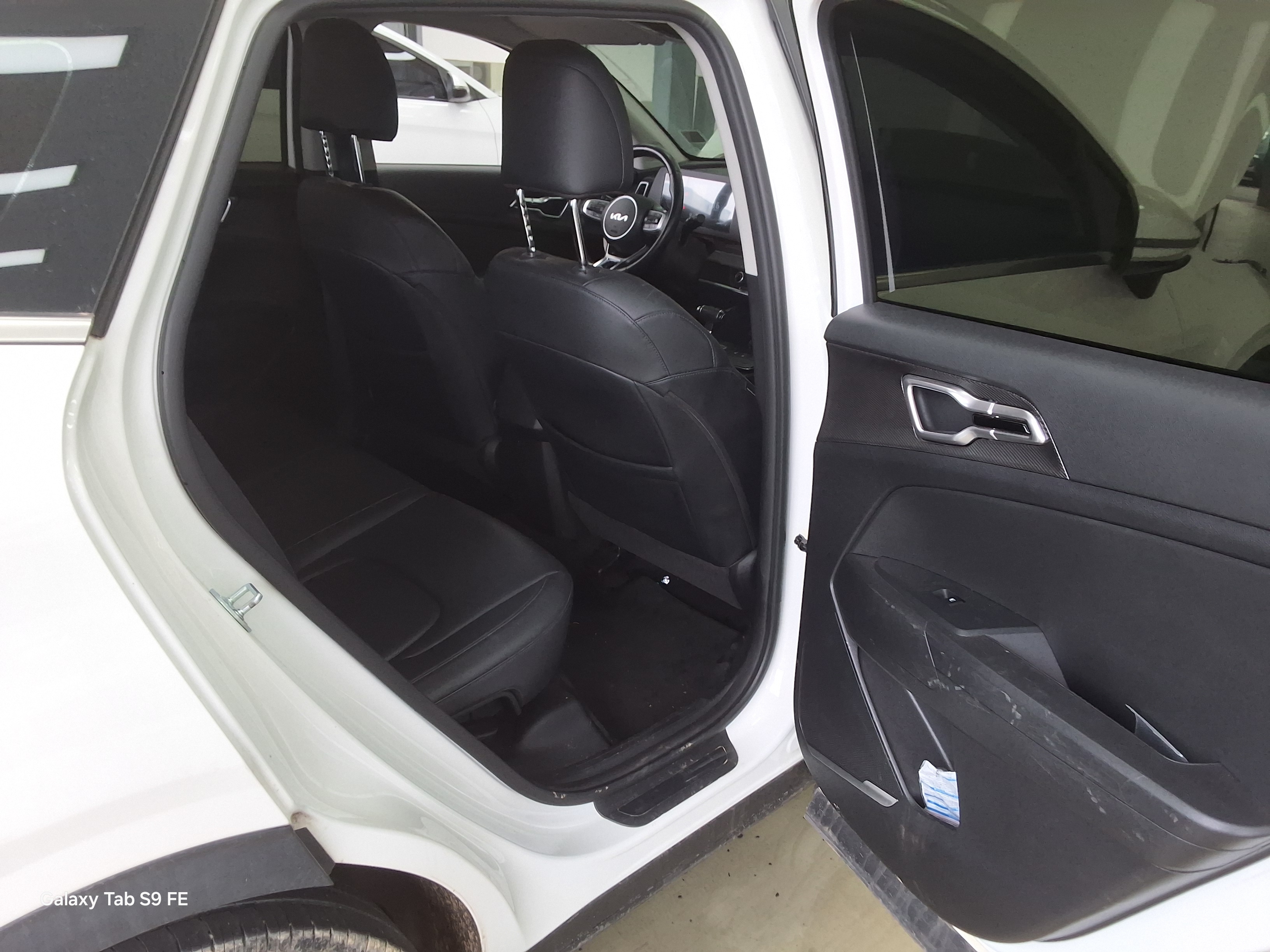 Kia Other 2023 - Image 12