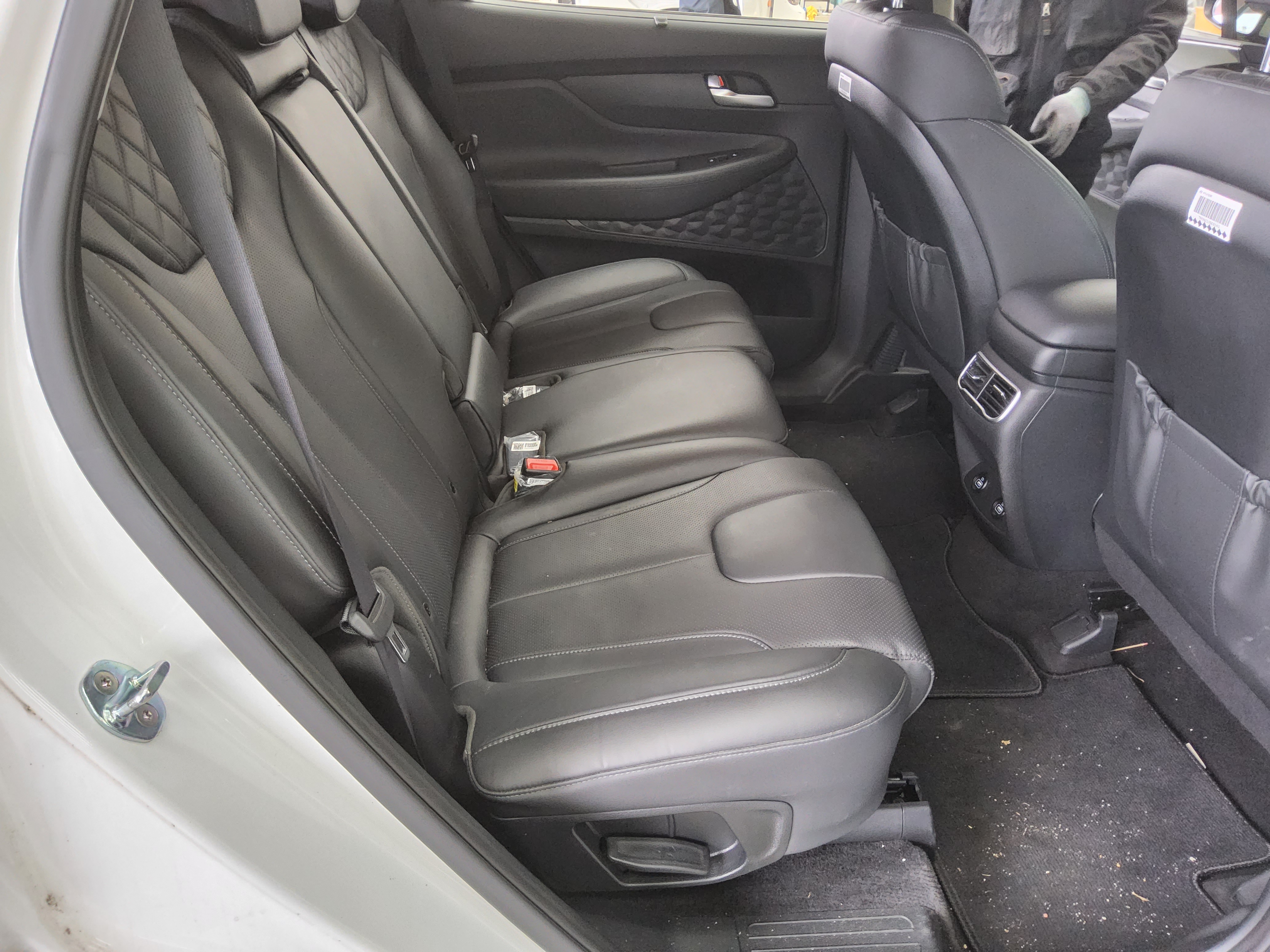 Hyundai Santa Fe 2021 - Image 12