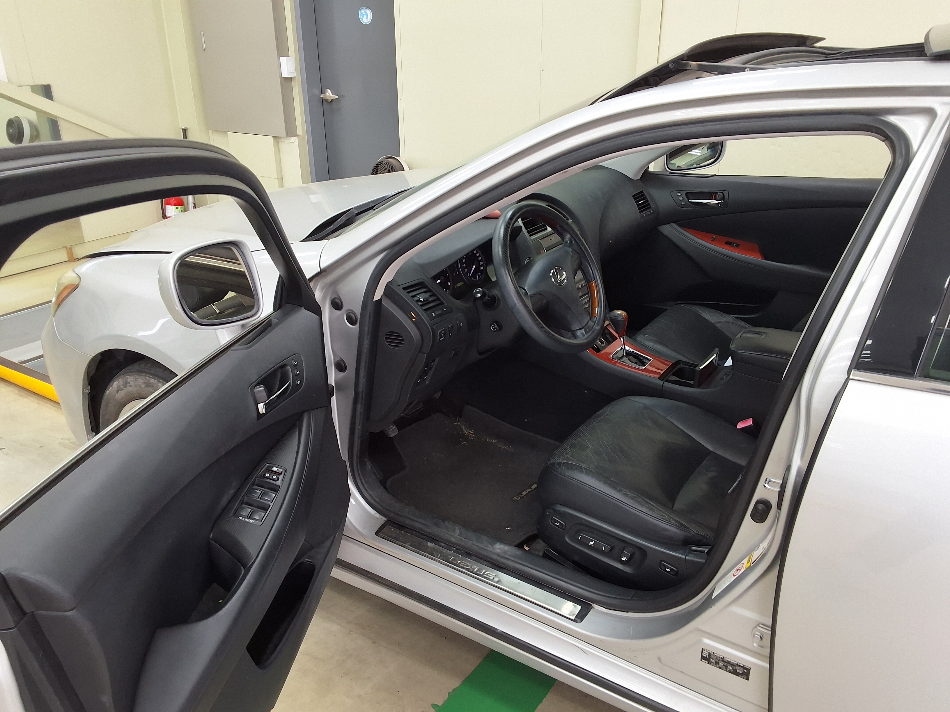 LEXUS ES - 9