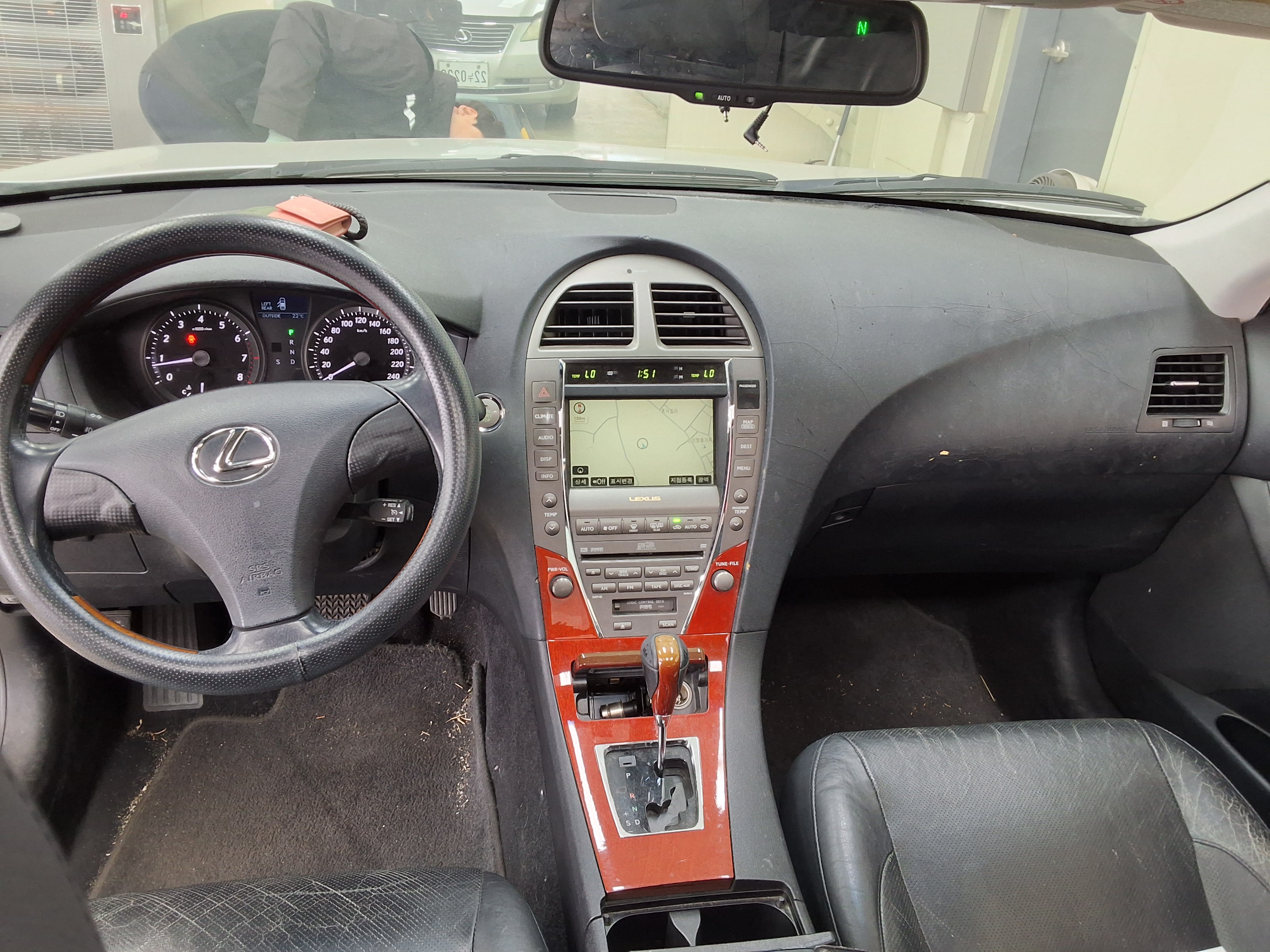 LEXUS ES - 19