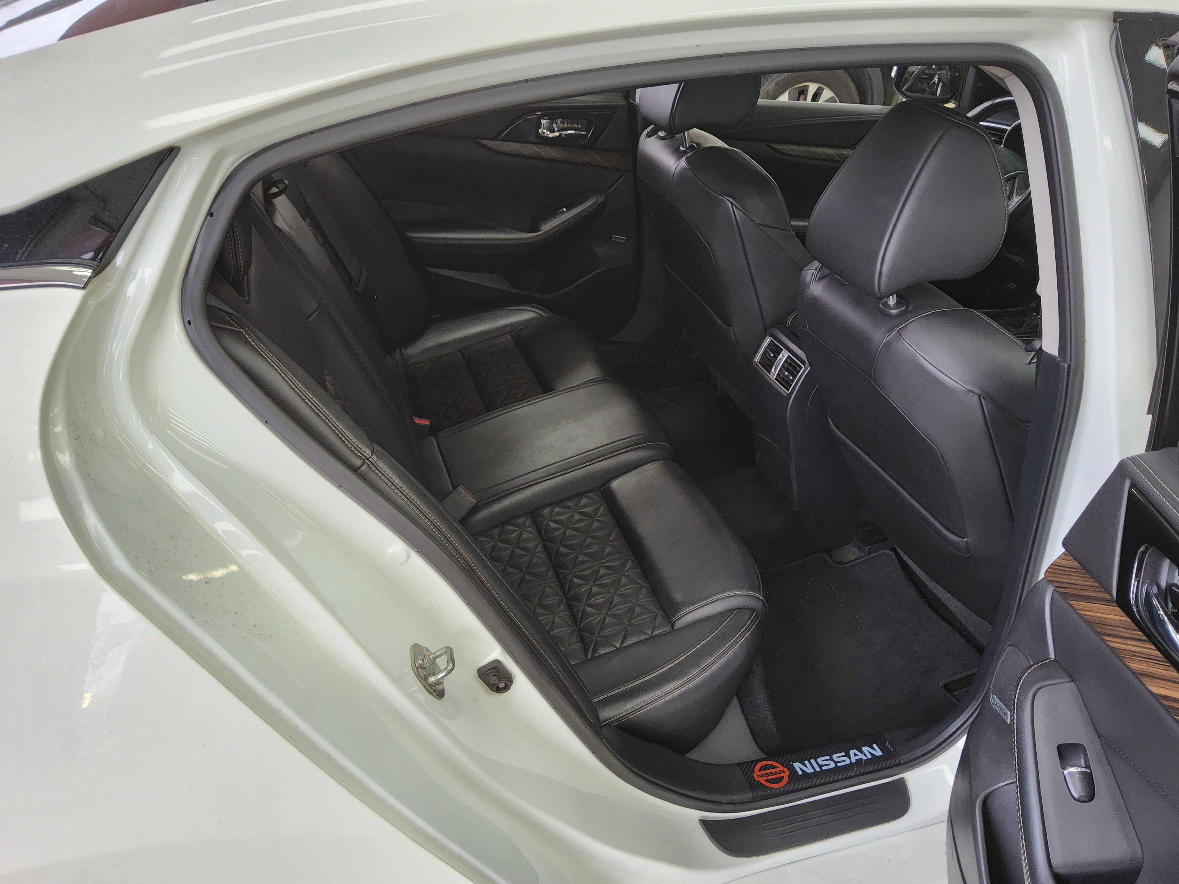 Nissan Maxima 2017 - Image 12
