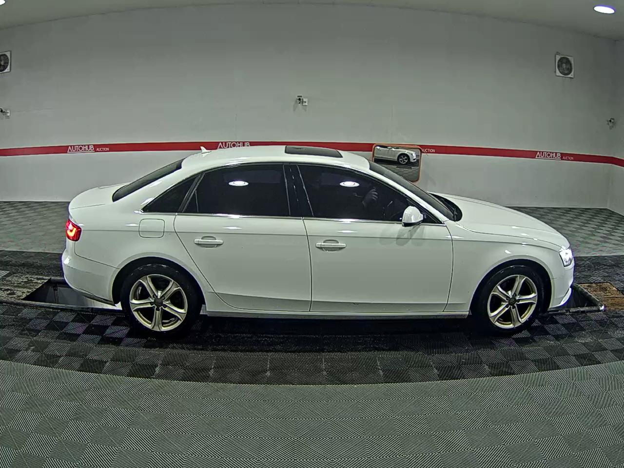 아우디 A4 - 3