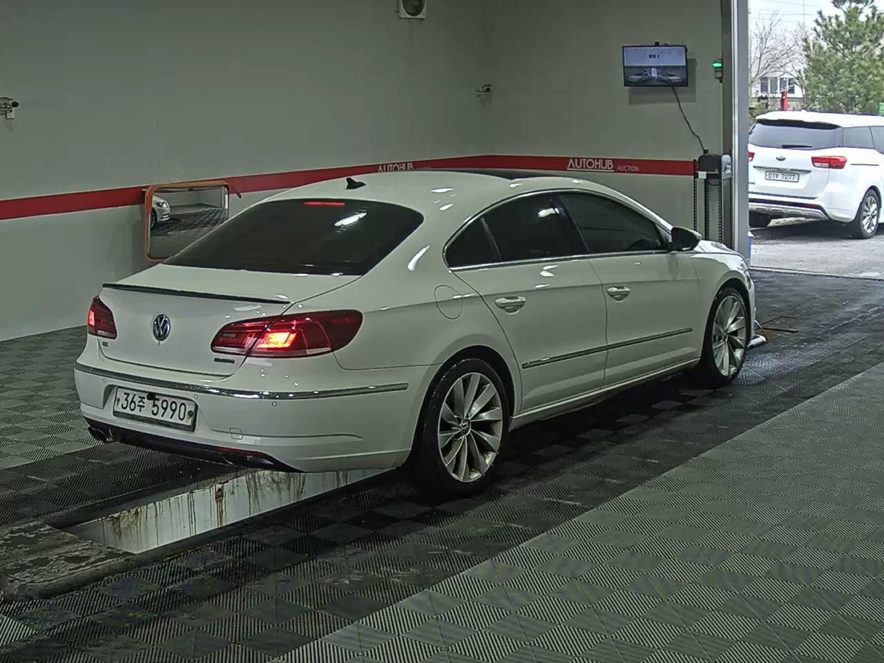 Volkswagen CC - 4