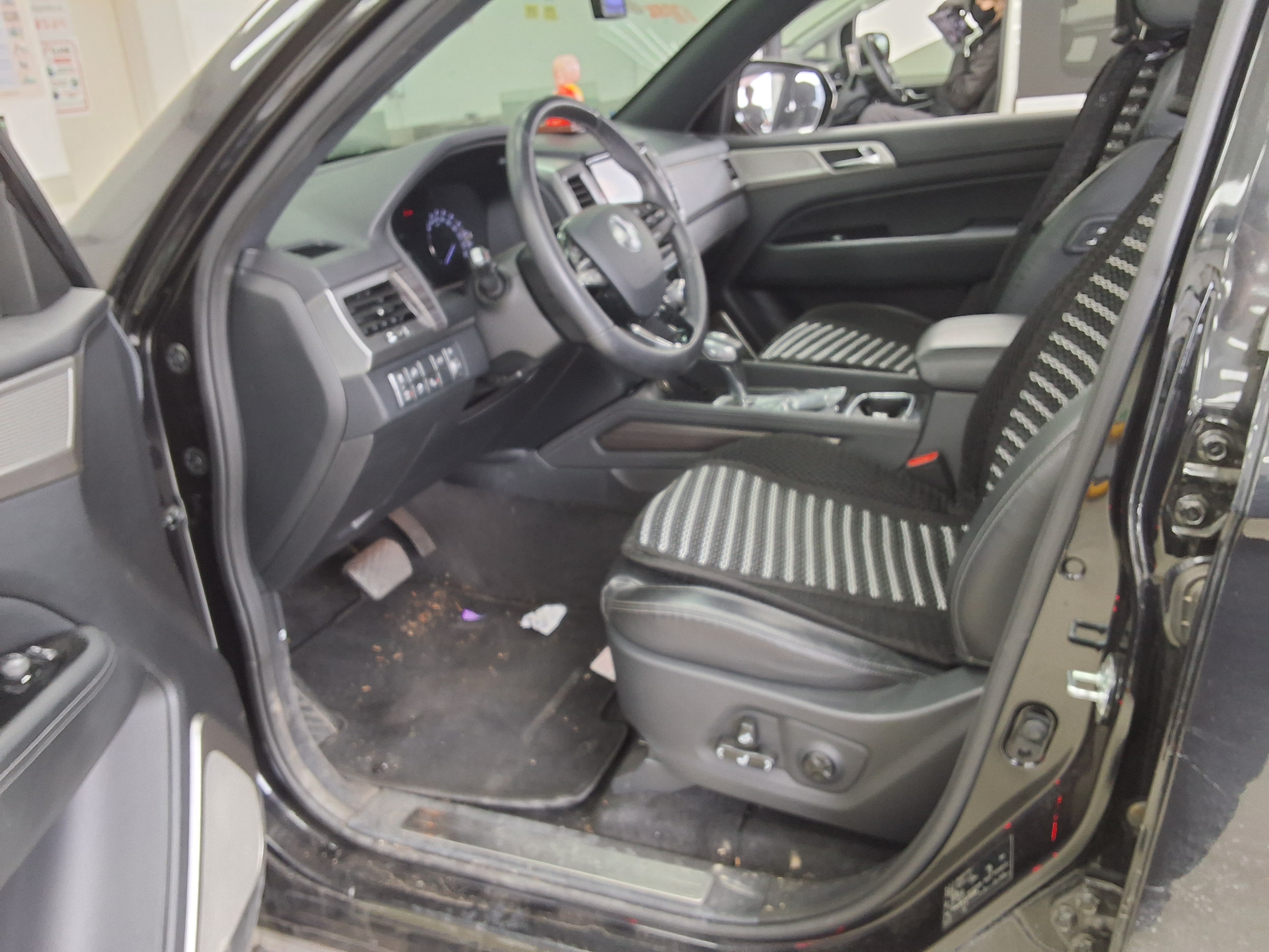 KG Mobility Rexton 2019 - Image 9