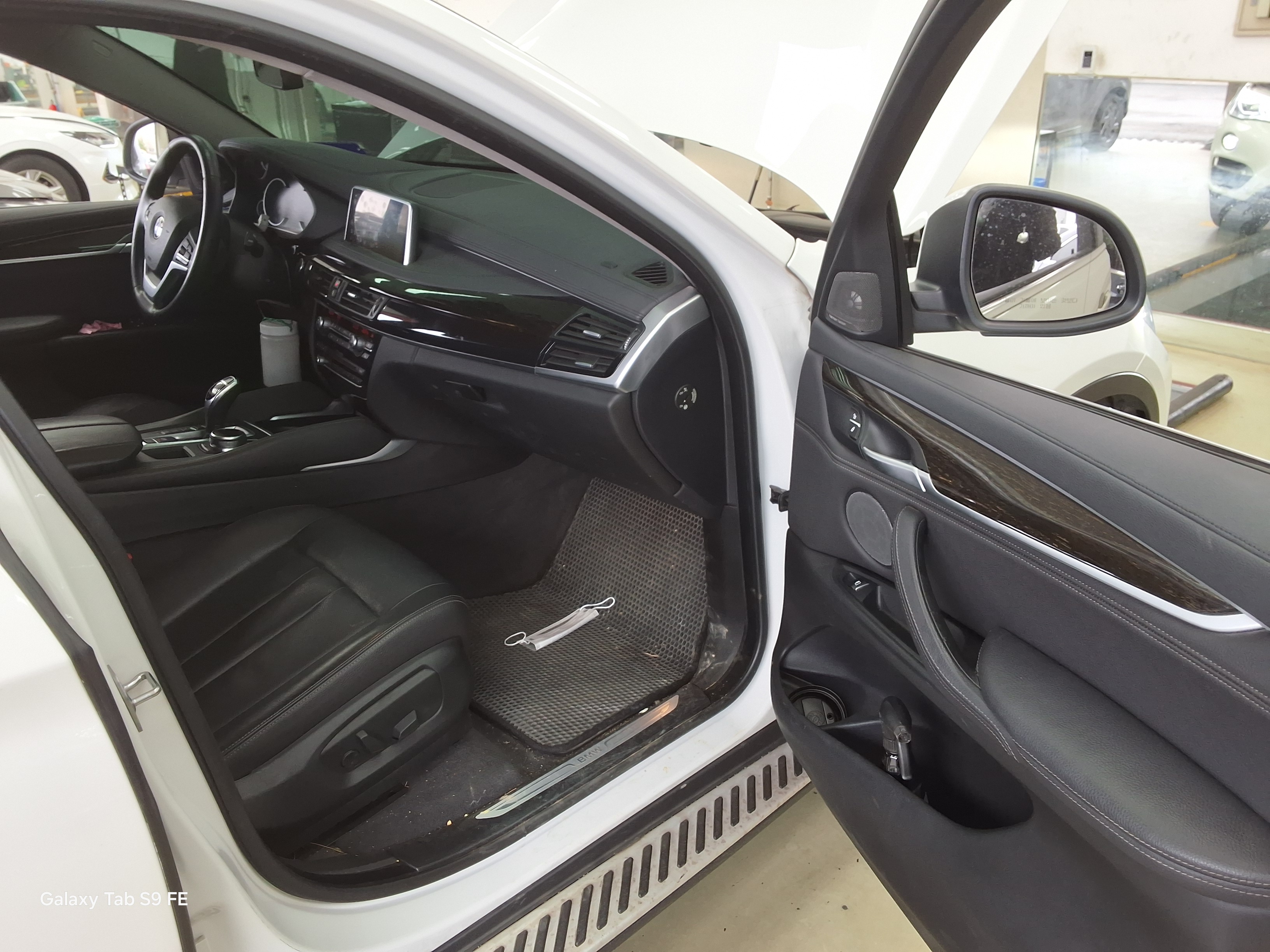 BMW X6 - 13