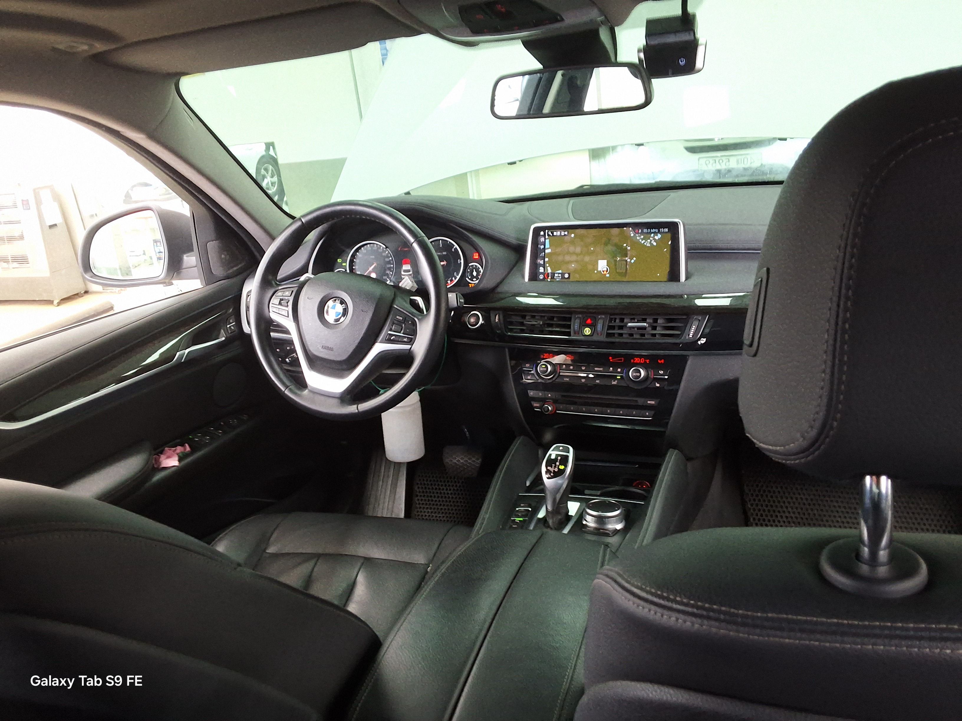 BMW X6 - 10