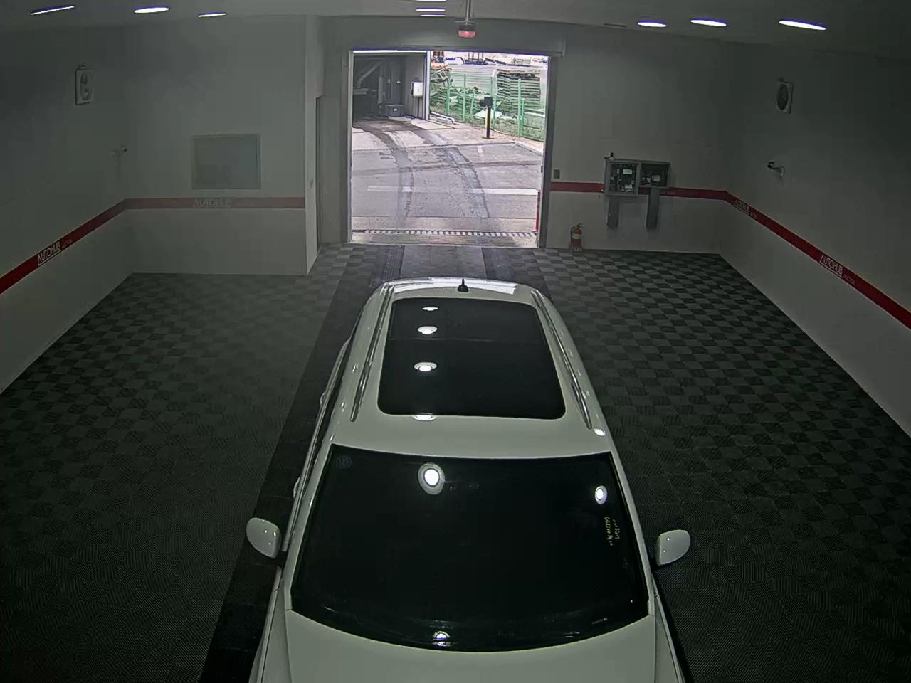 Volkswagen Tiguan - 6