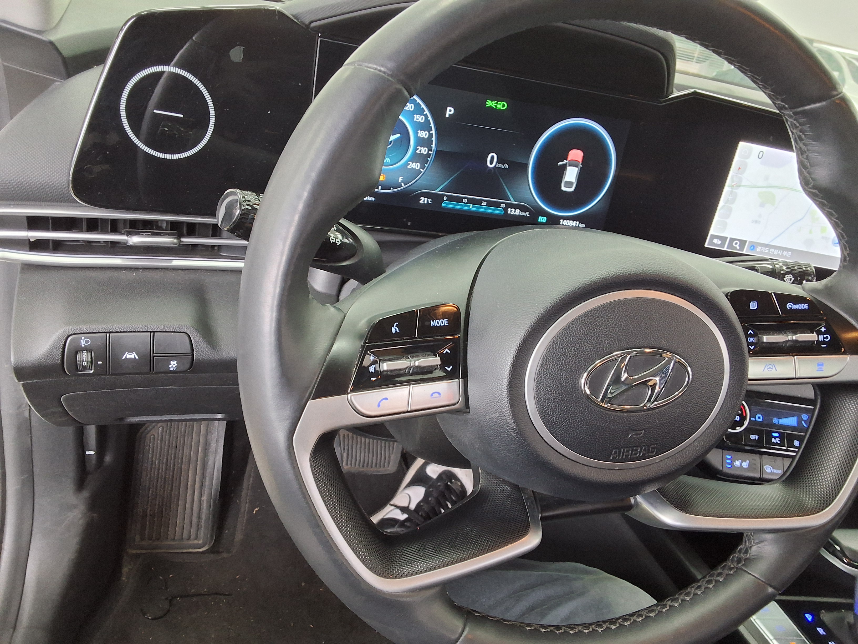 Hyundai Elantra 2023 - Image 21