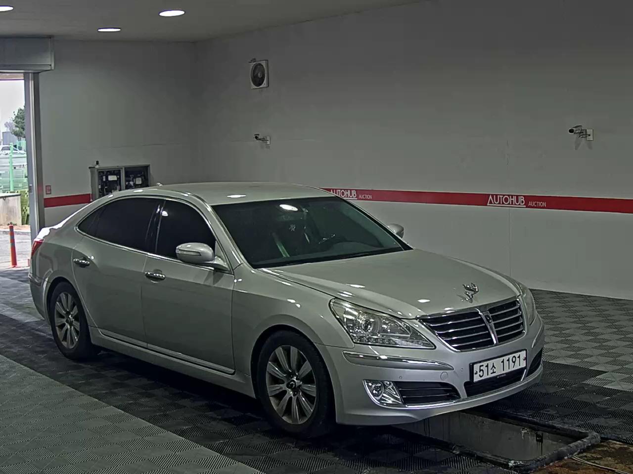 Hyundai New Equus 2012 - Image 2