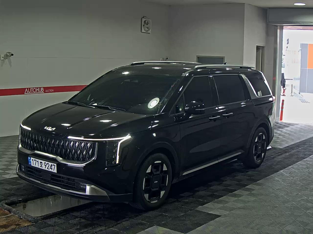KIA CARNIVAL (KA4)