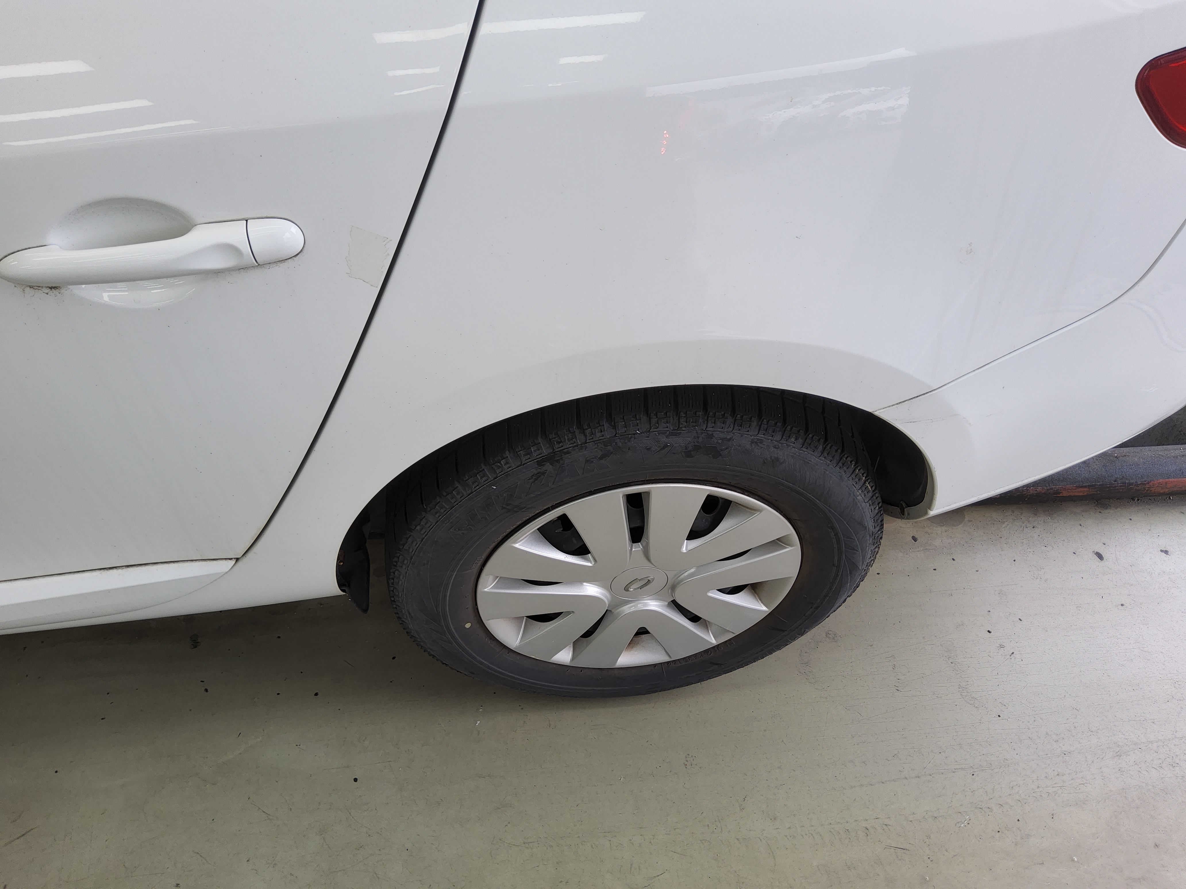 Renault Samsung SM3 2017 - Image 18