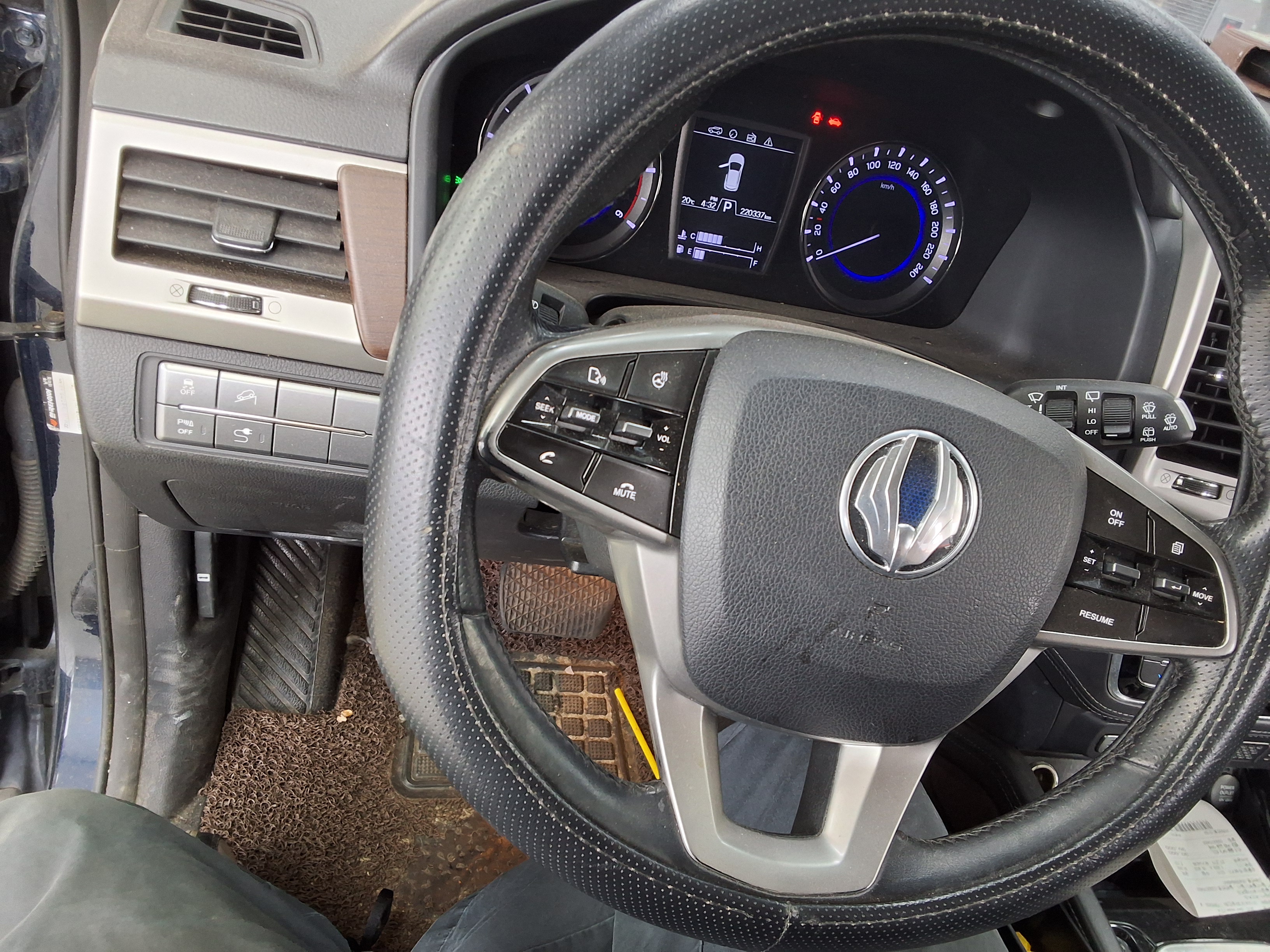 KG Mobility Rexton 2018 - Image 20