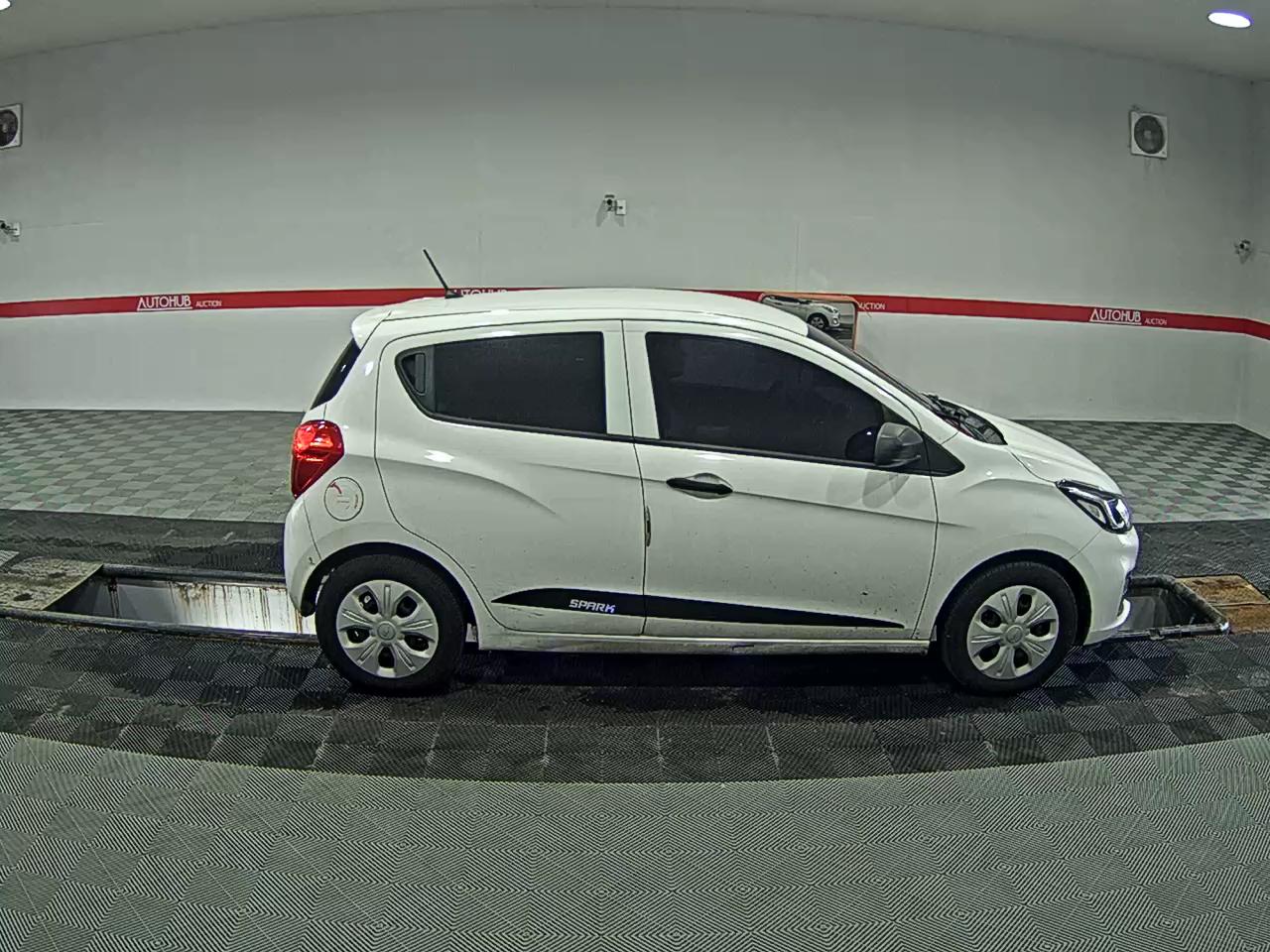 Chevrolet Spark - 3