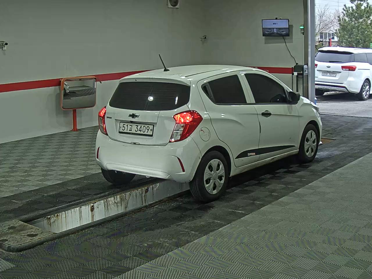 Chevrolet Spark - 4