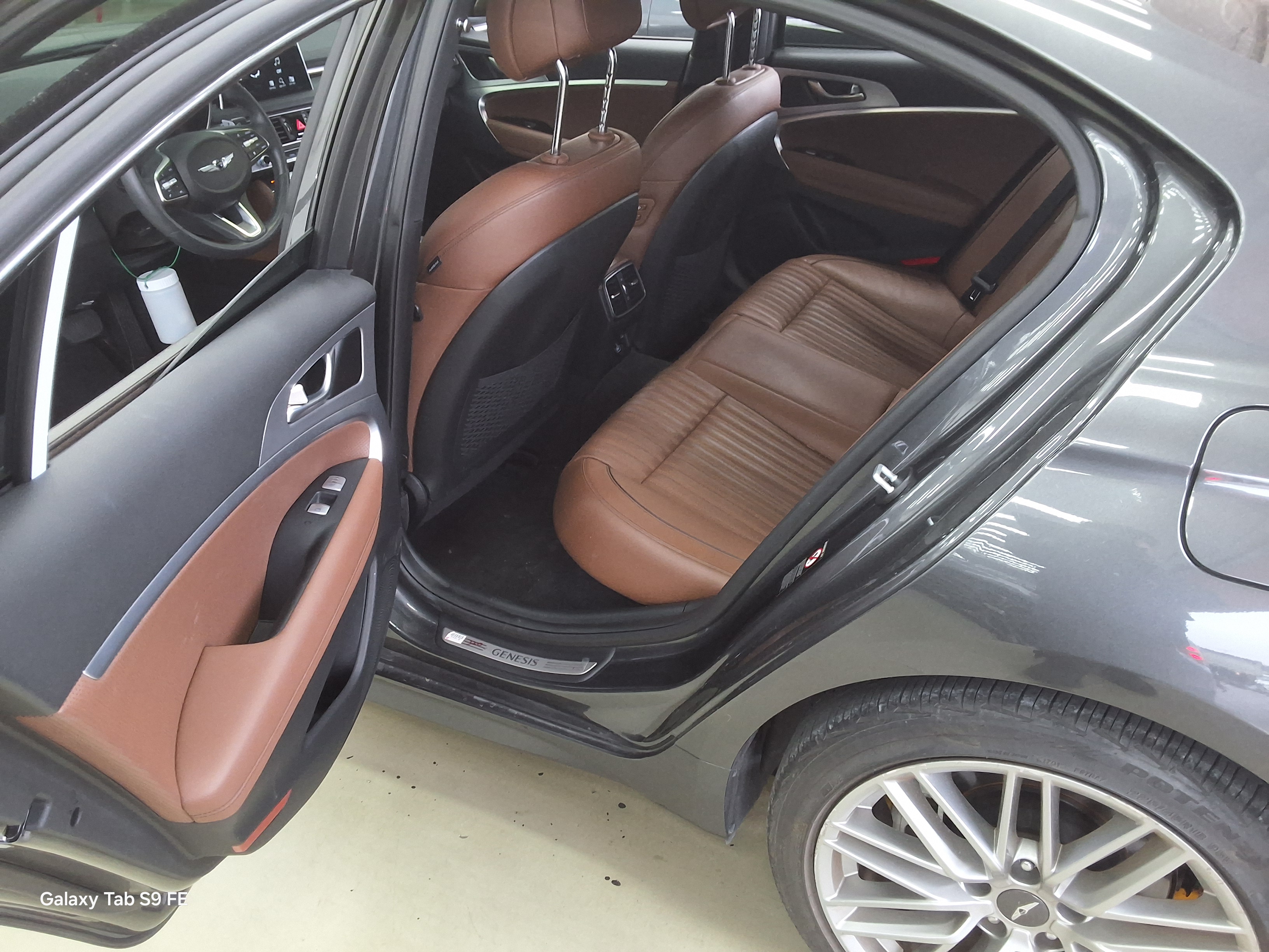 Genesis G70 2019 - Image 11