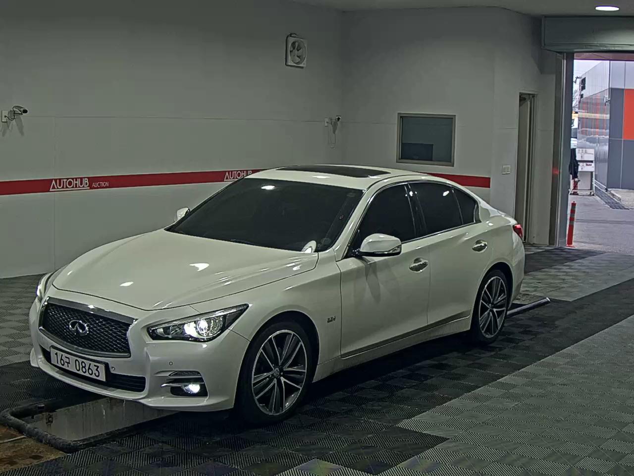 Infiniti Q50