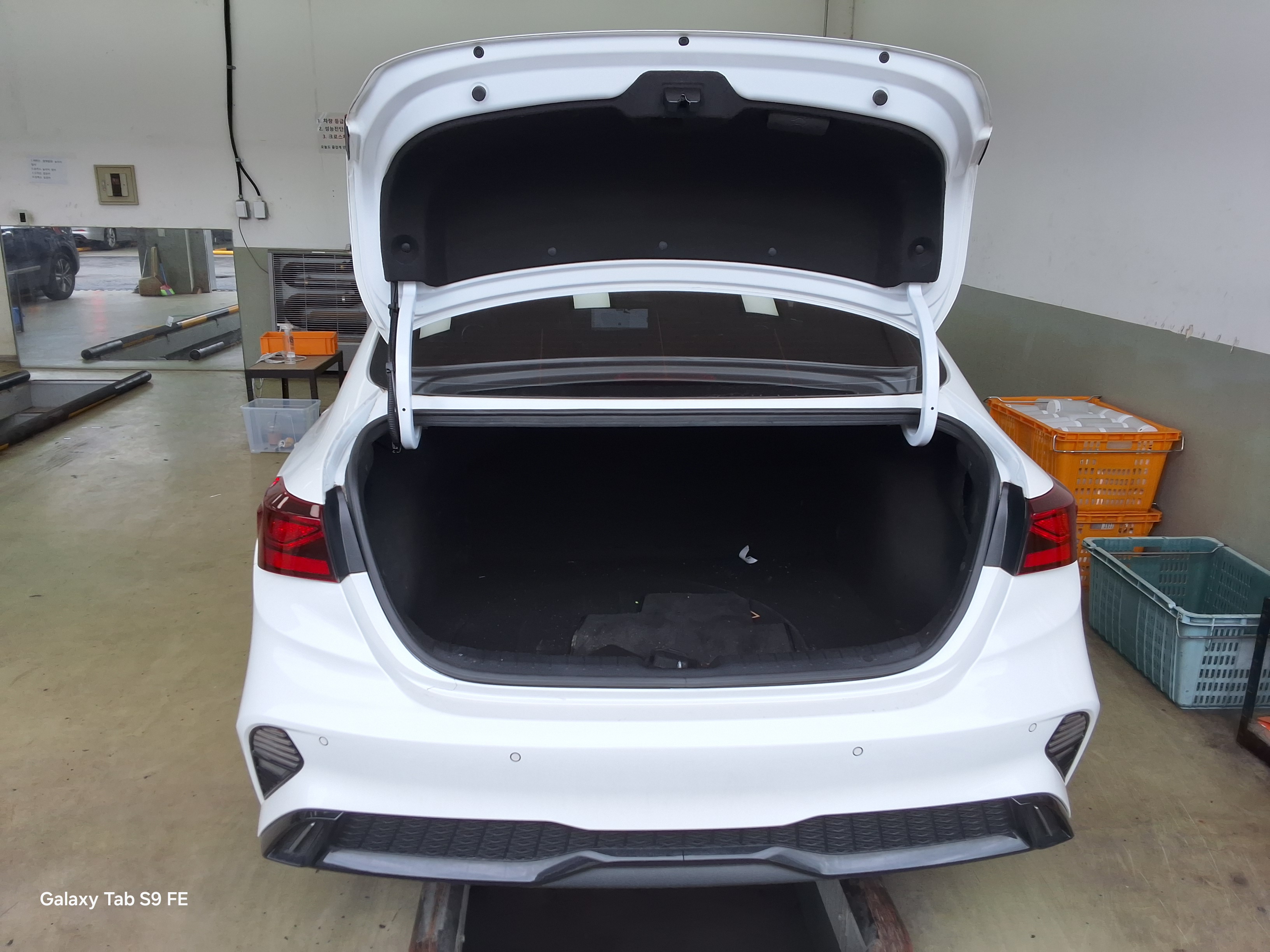 Kia K3 - 14