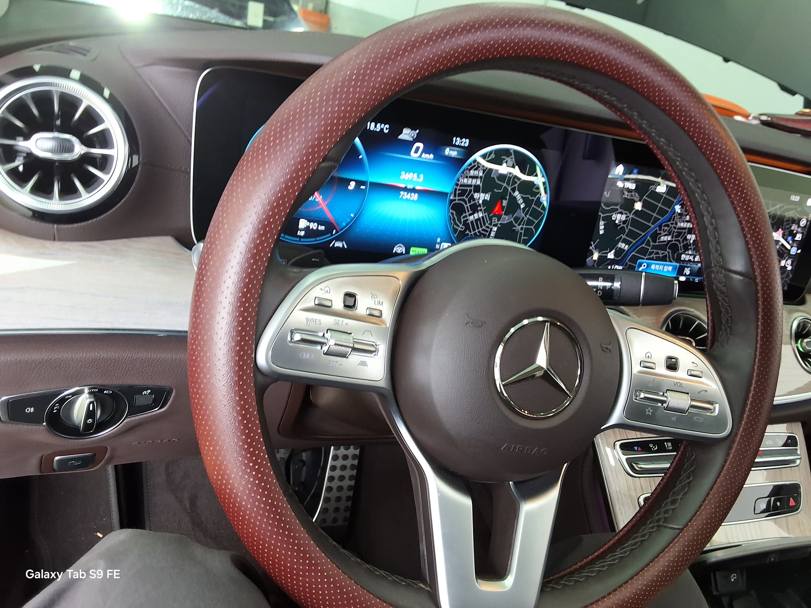 مرسيدس بنز CLS - 16