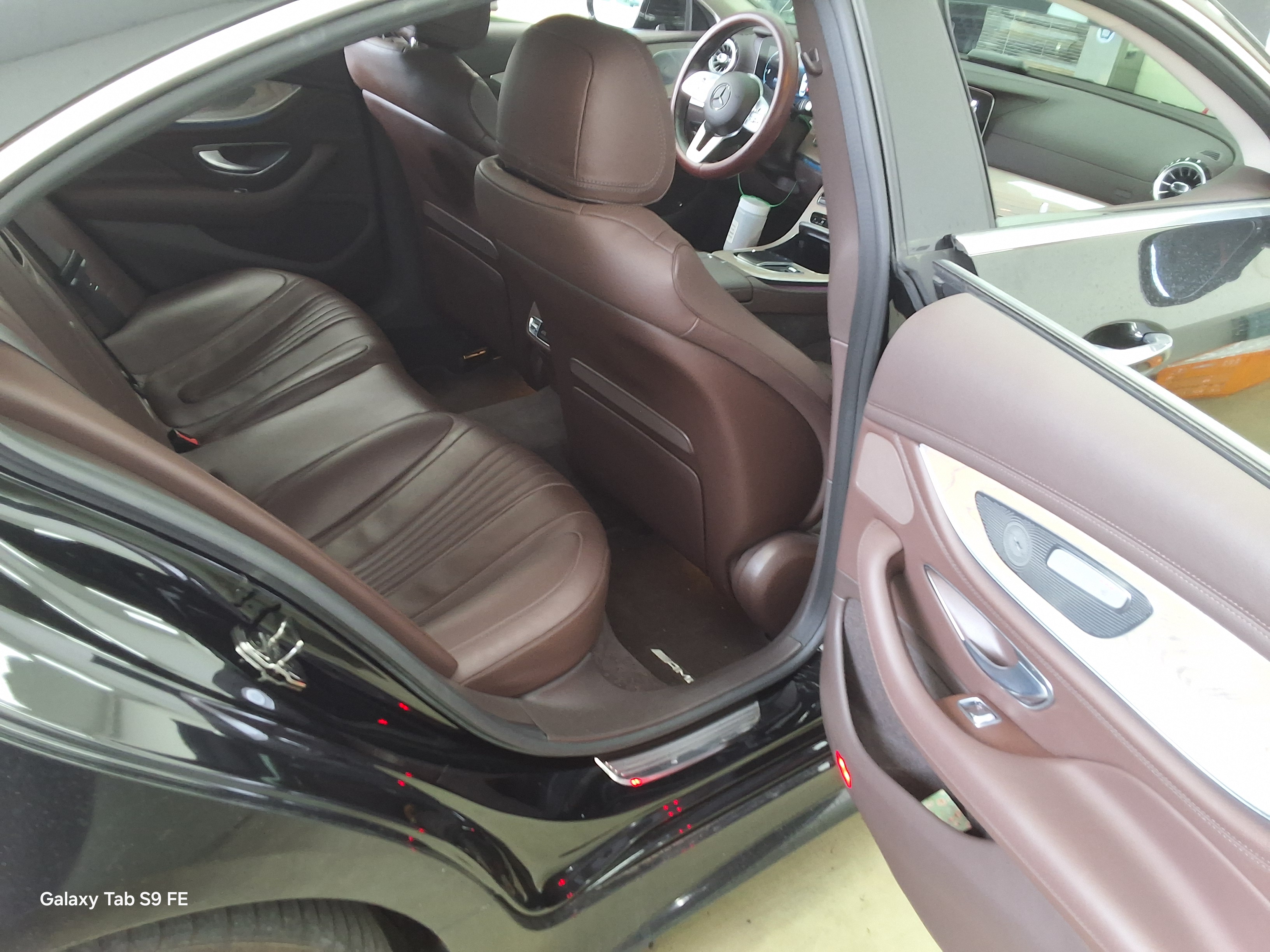 مرسيدس بنز CLS - 12